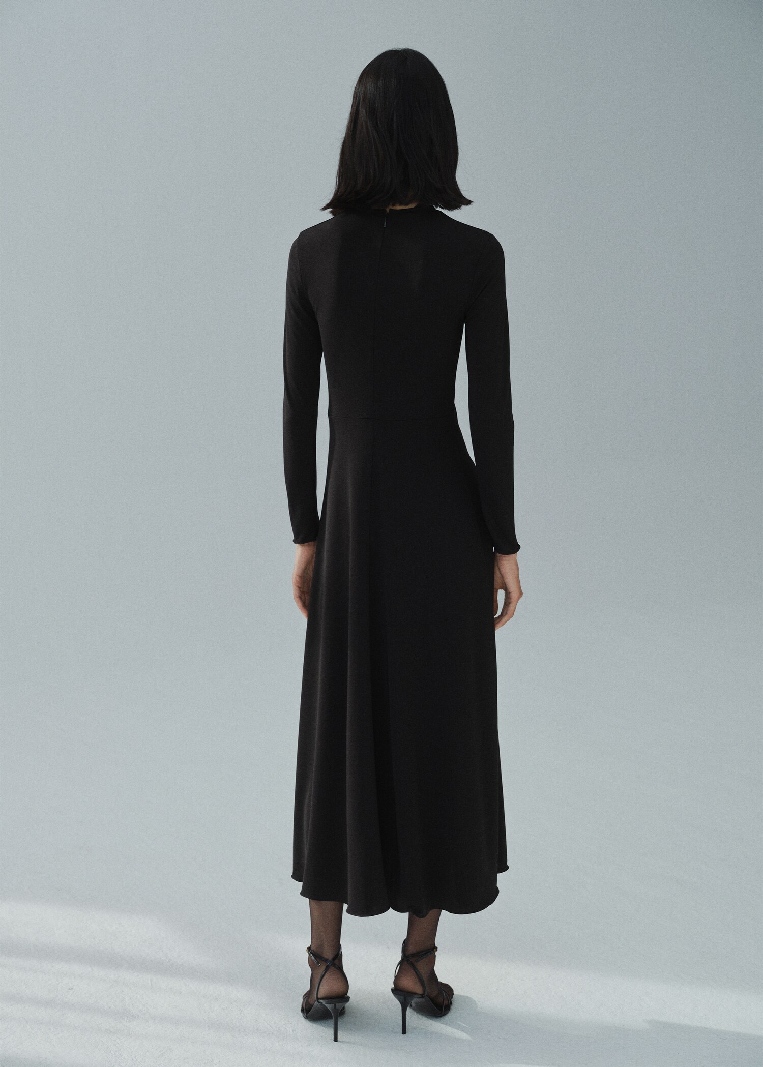 Robe longue évasée en maille - Verso de l’article