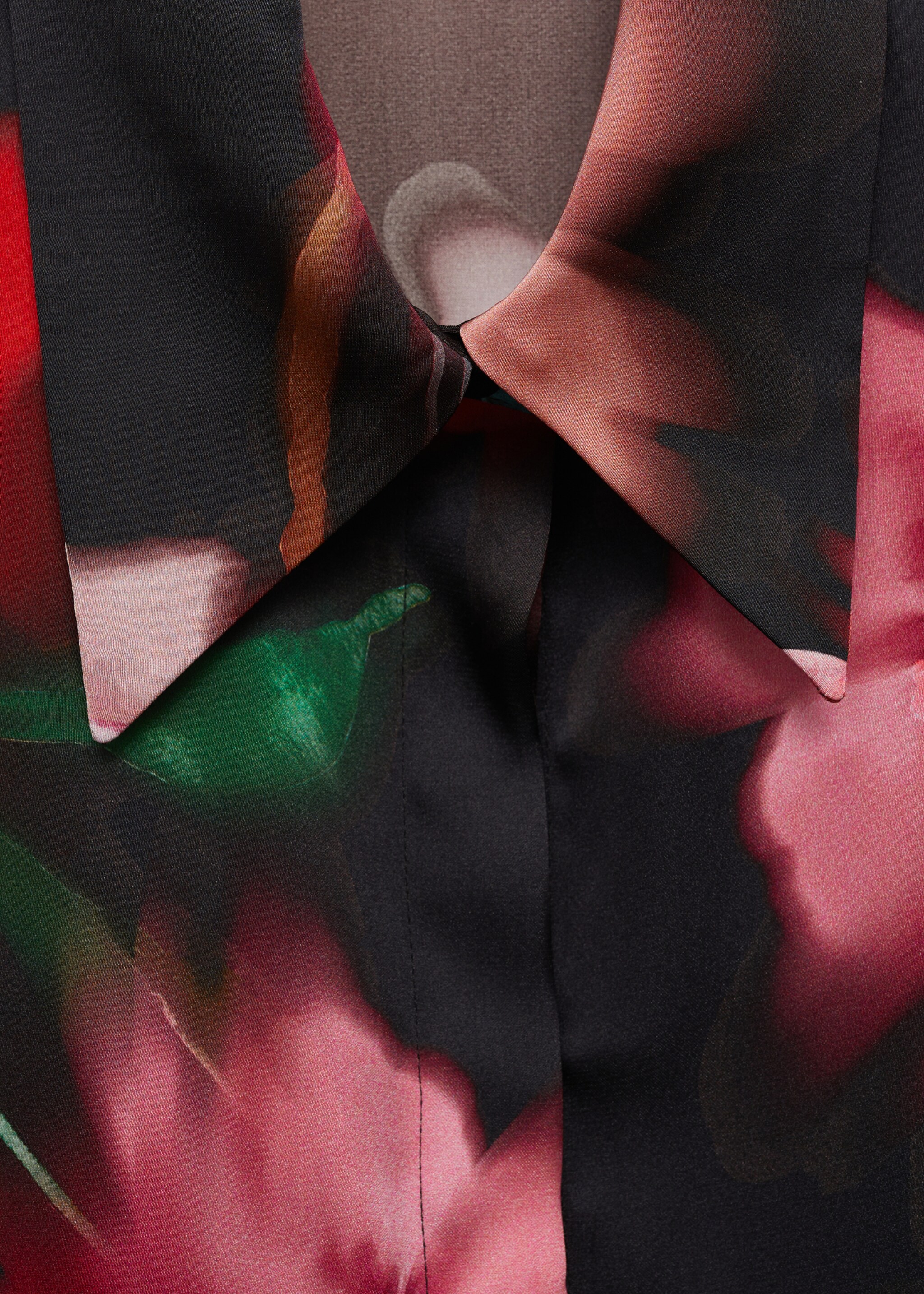 Satin print shirt - Details of the article 8