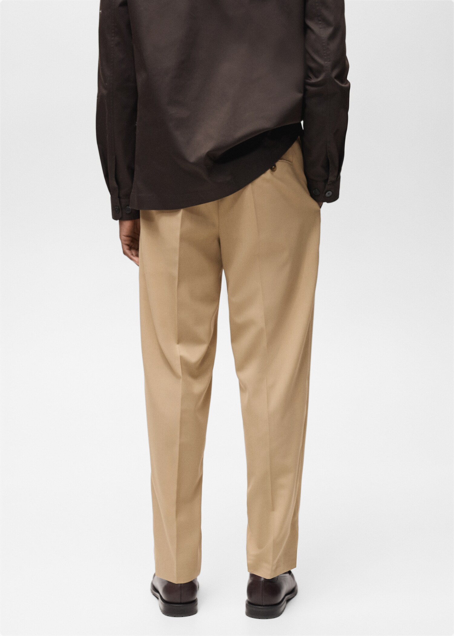 Slim-fit pleated cool wool pants - Reverse of the article