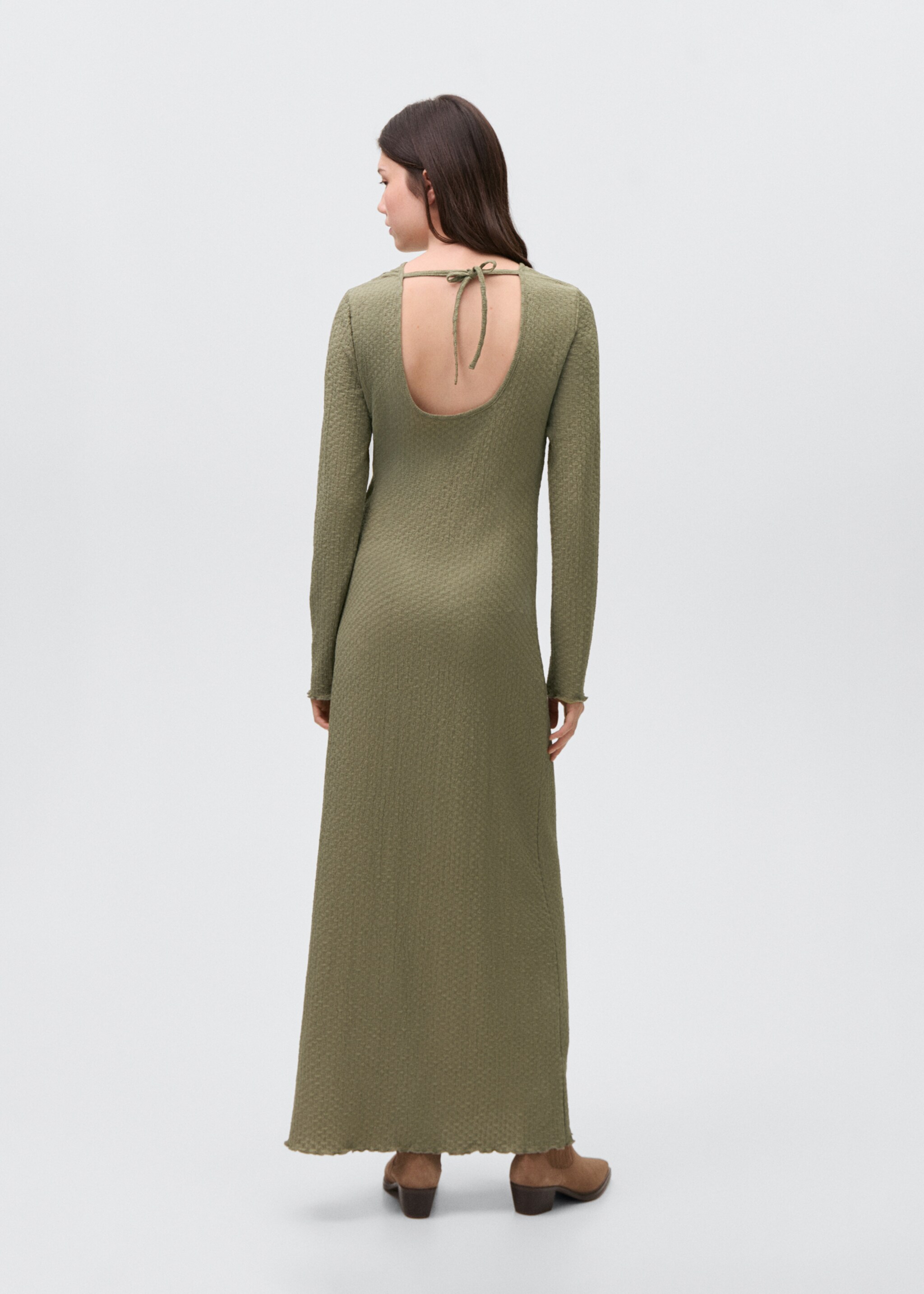Long textured dress - Reverse of the article