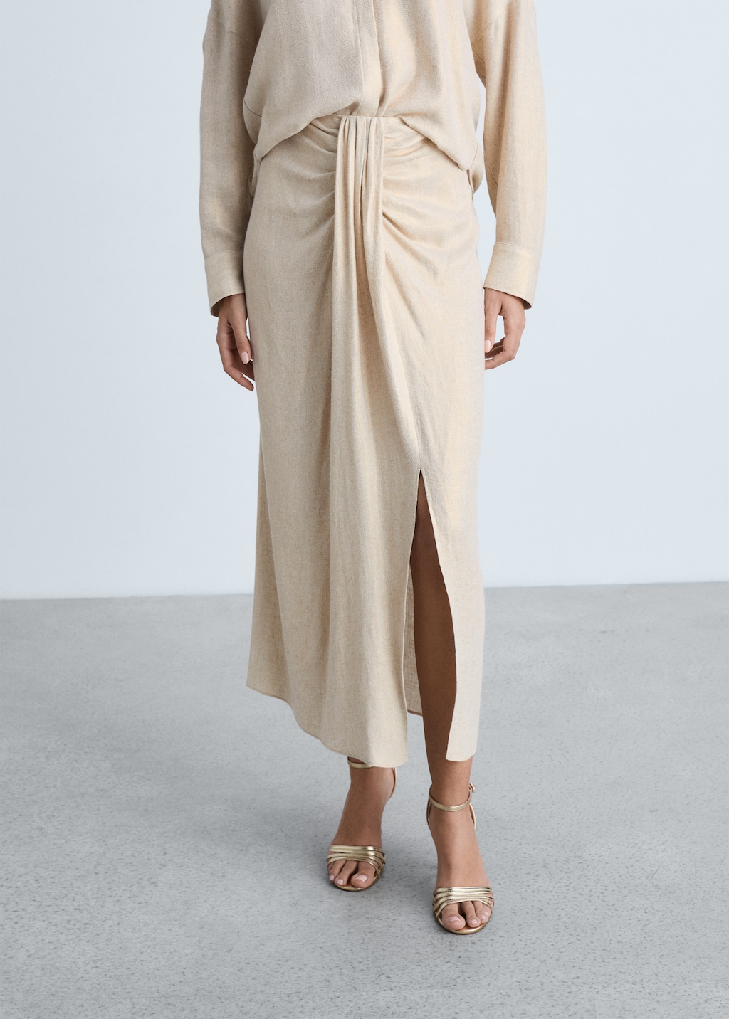 Linen-blend draped midi-skirt