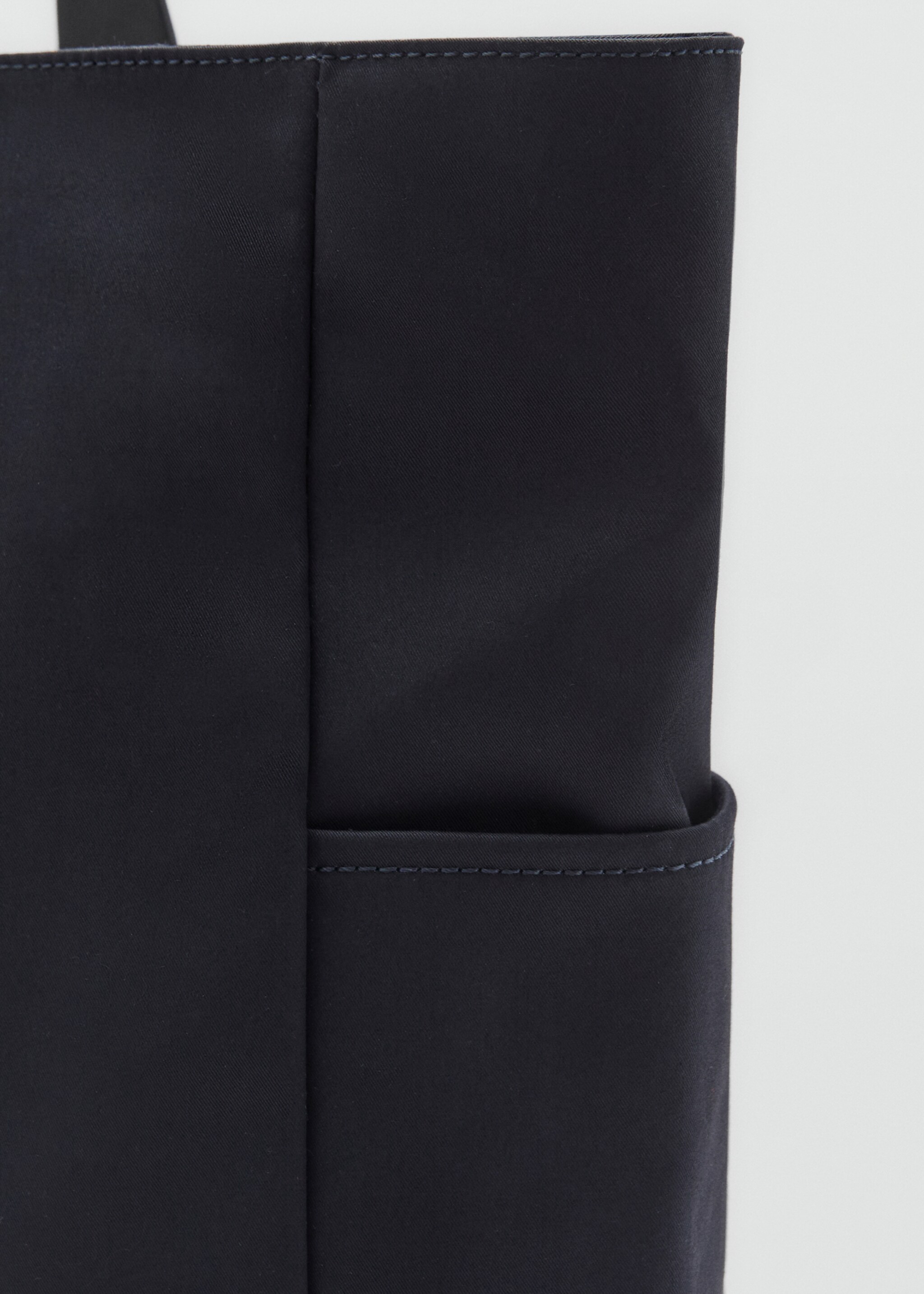 Cotton tote bag with pockets - Details of the article 3