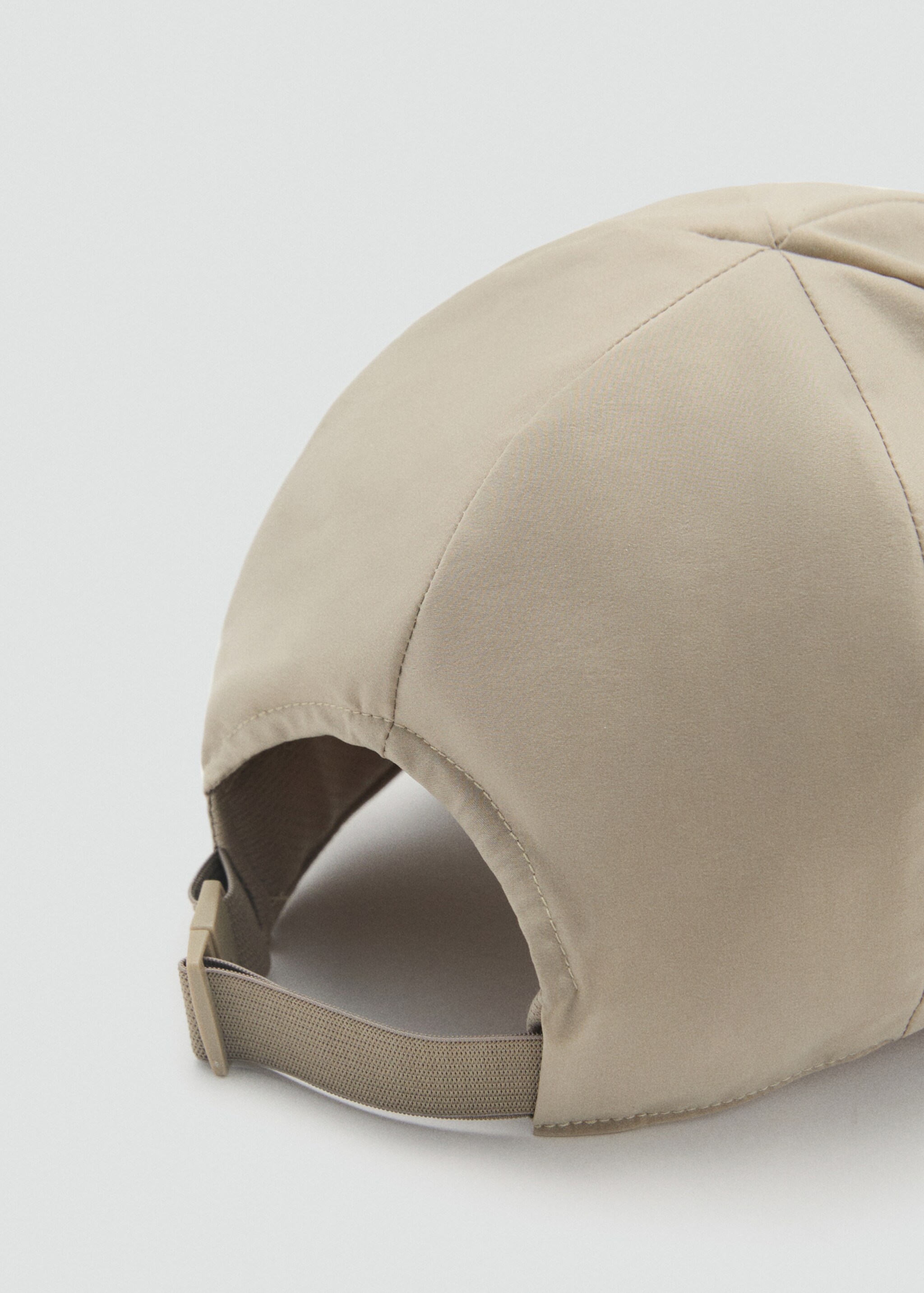 Cap lunar - Details of the article 1