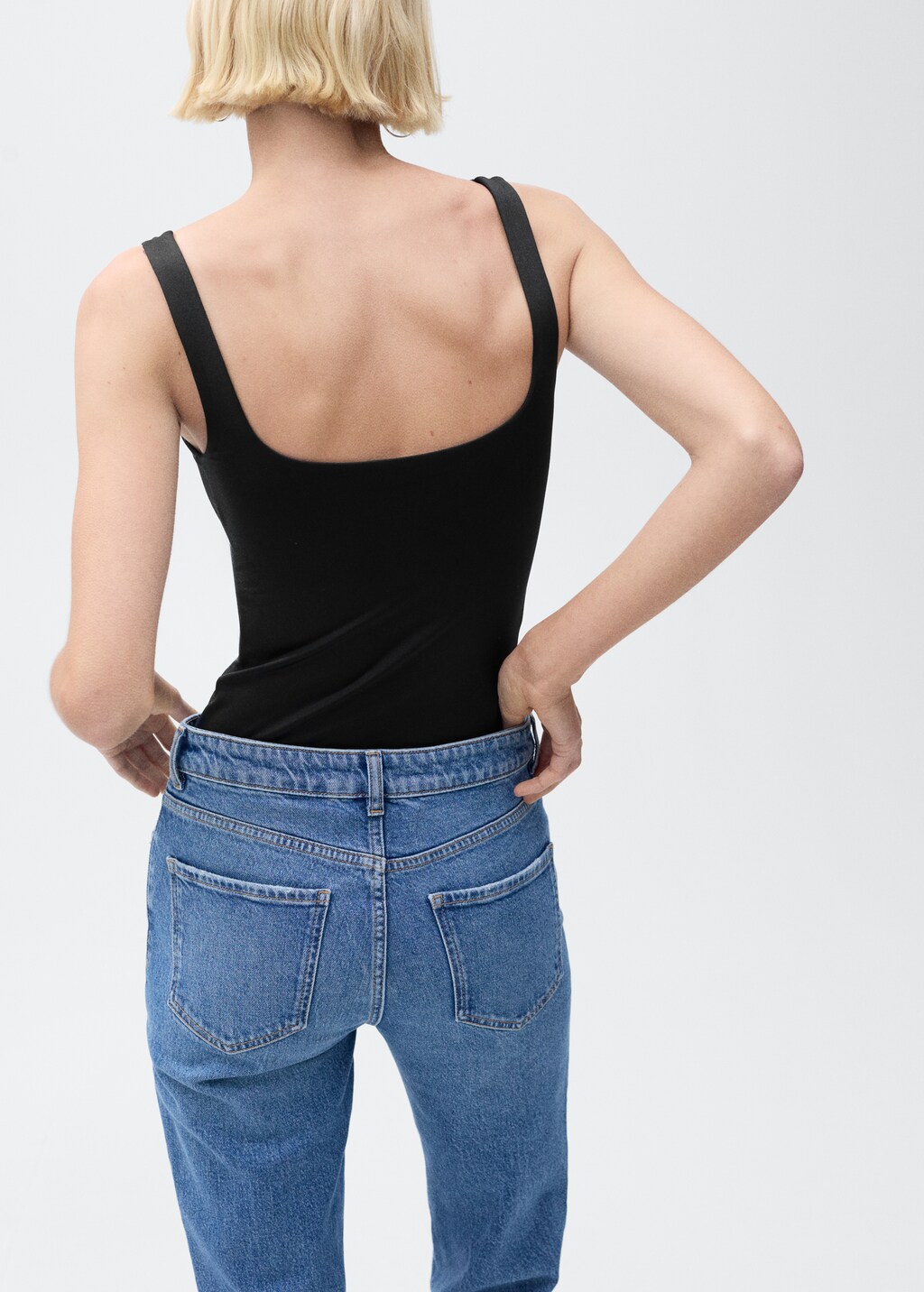 Sleeveless fitted bodysuit - image 3