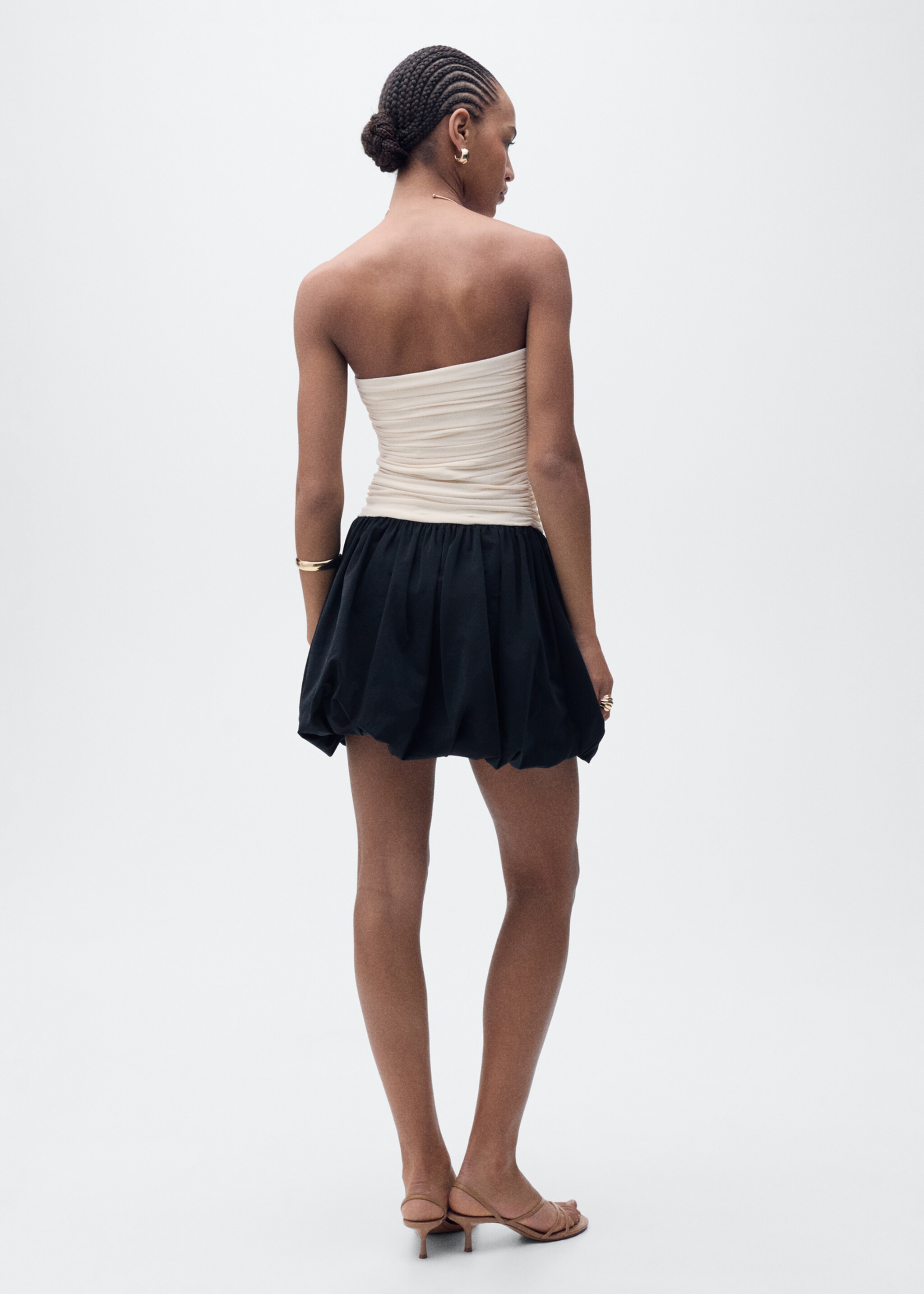 Draped-body balloon skirt dress - Reverse of the article