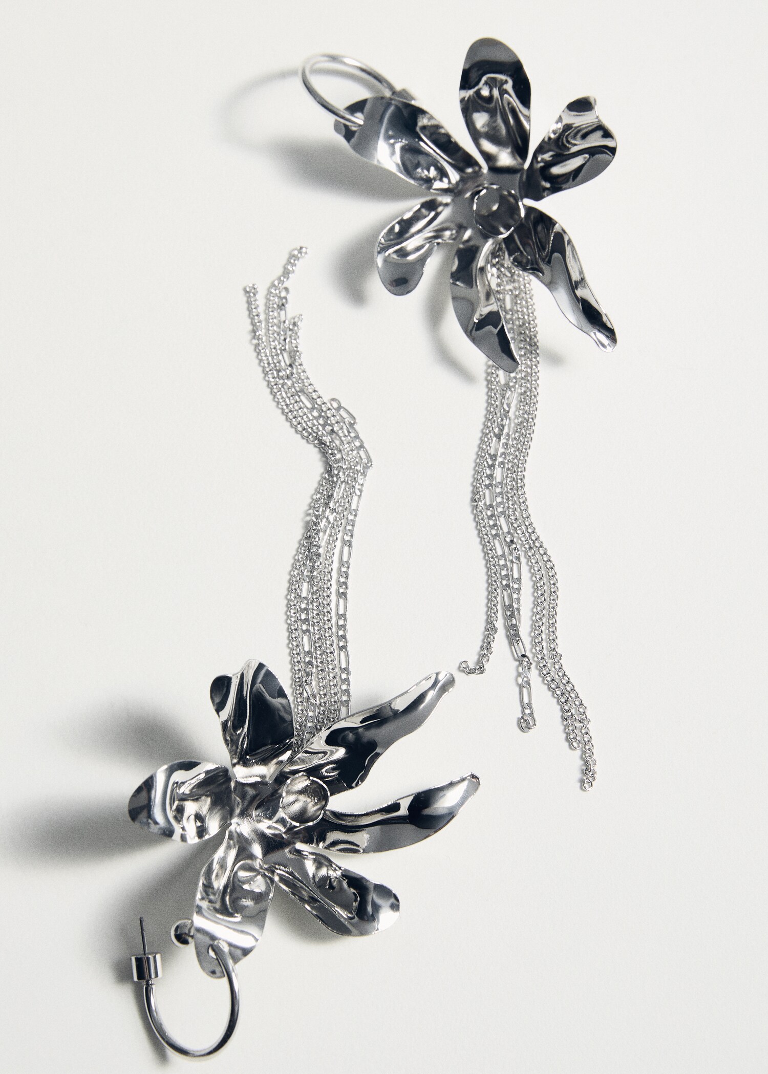 Long flower earrings - Details of the article 5