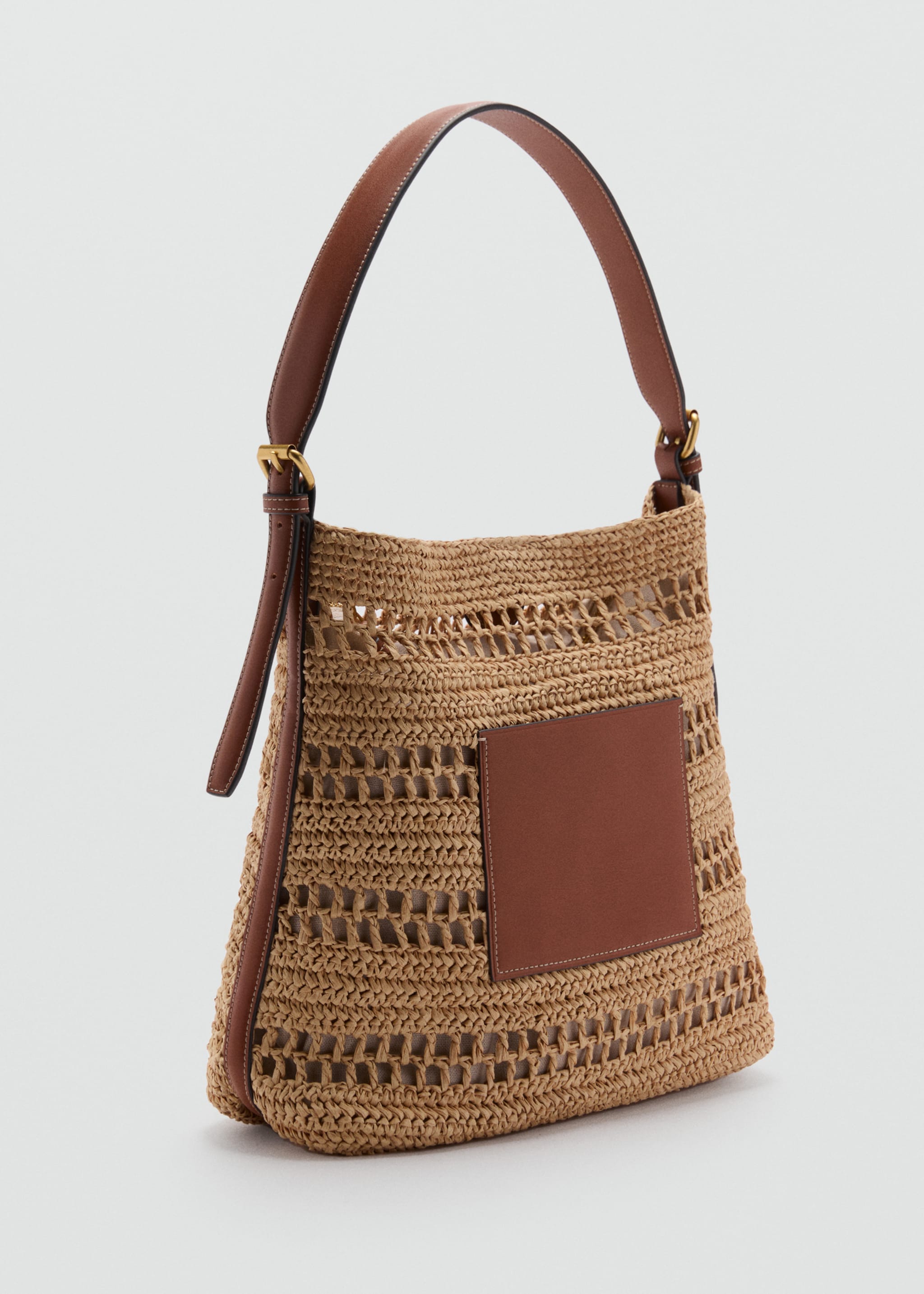 Sac porté épaule fibre naturelle - Plan moyen