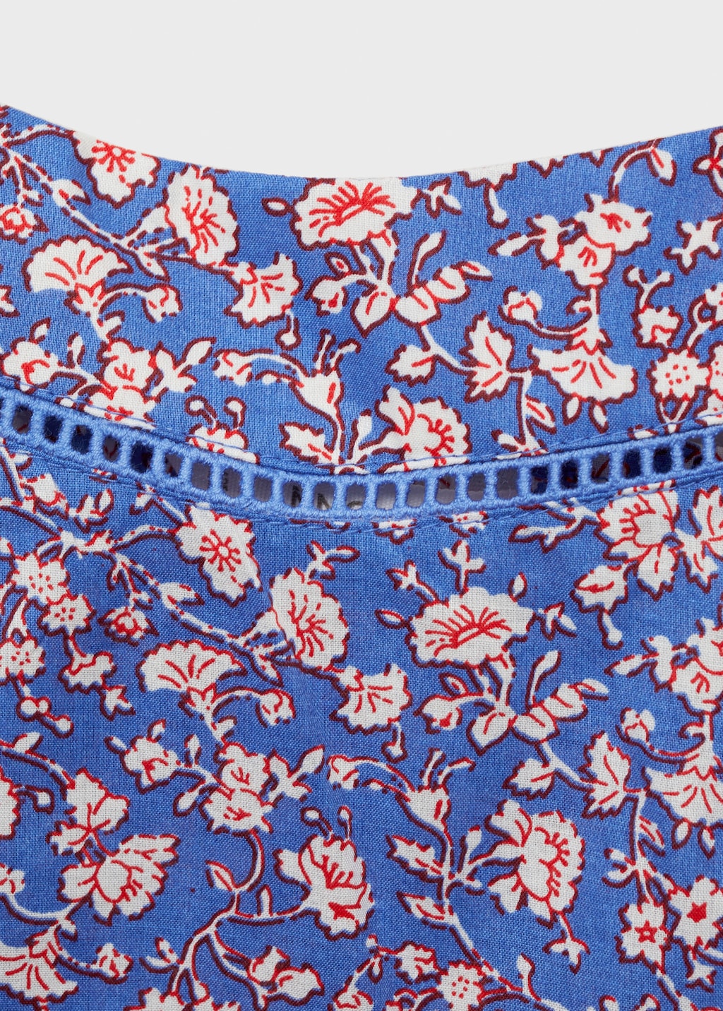 Floral-print pajamas