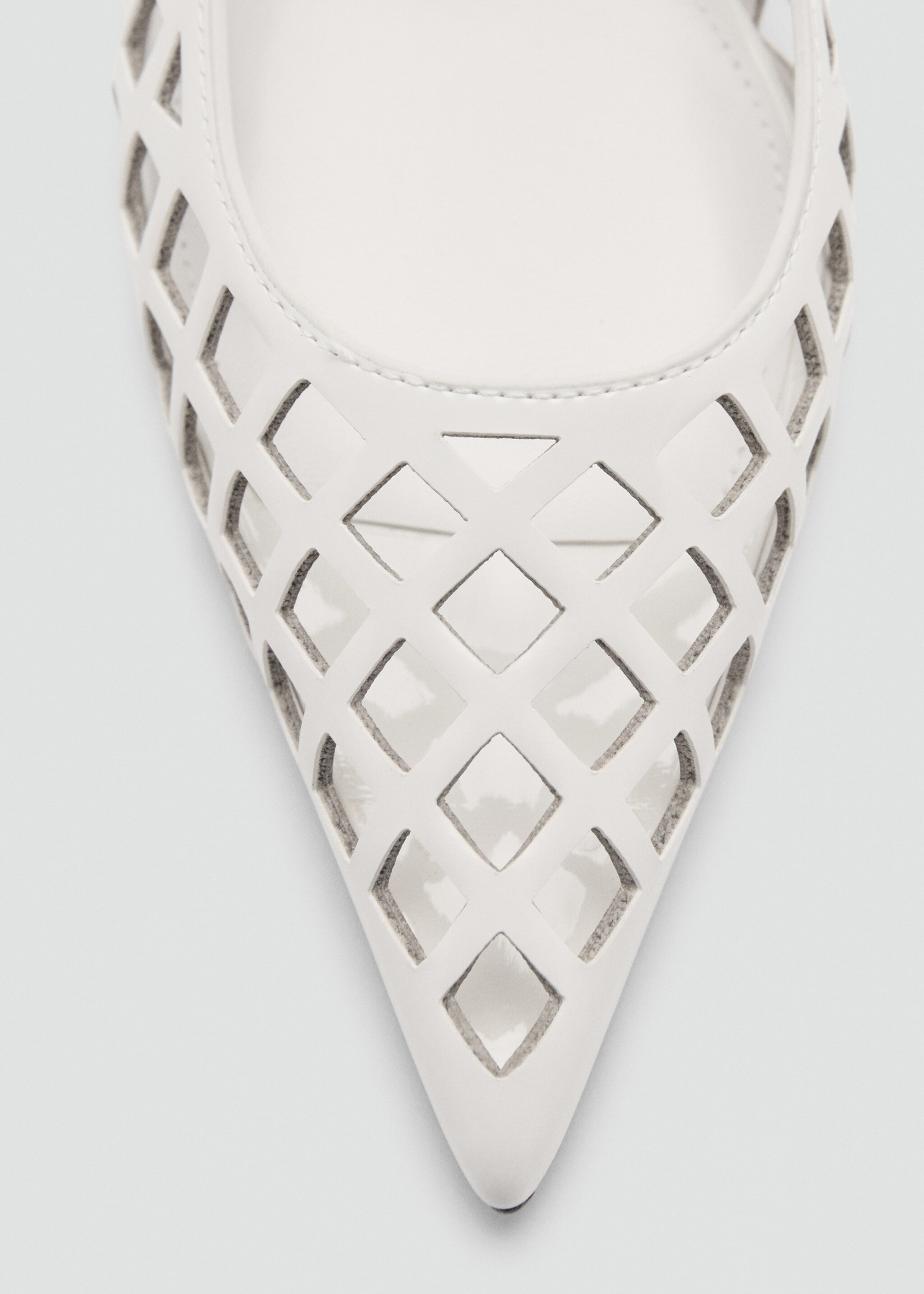 Die-cut kitten shoes - Details of the article 2