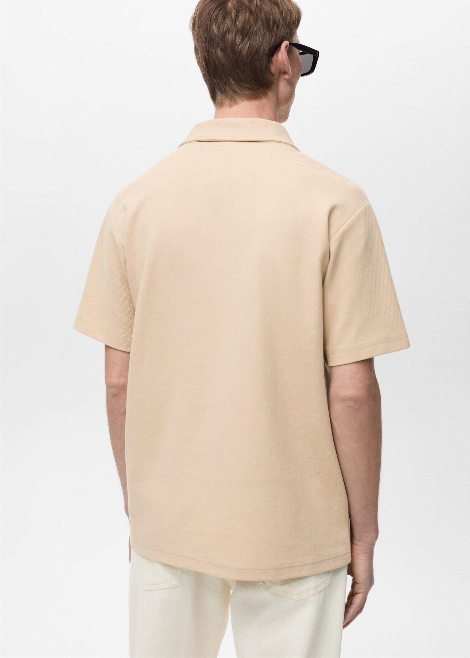 Structured polo shirt with zipper collar - Reverse of the article