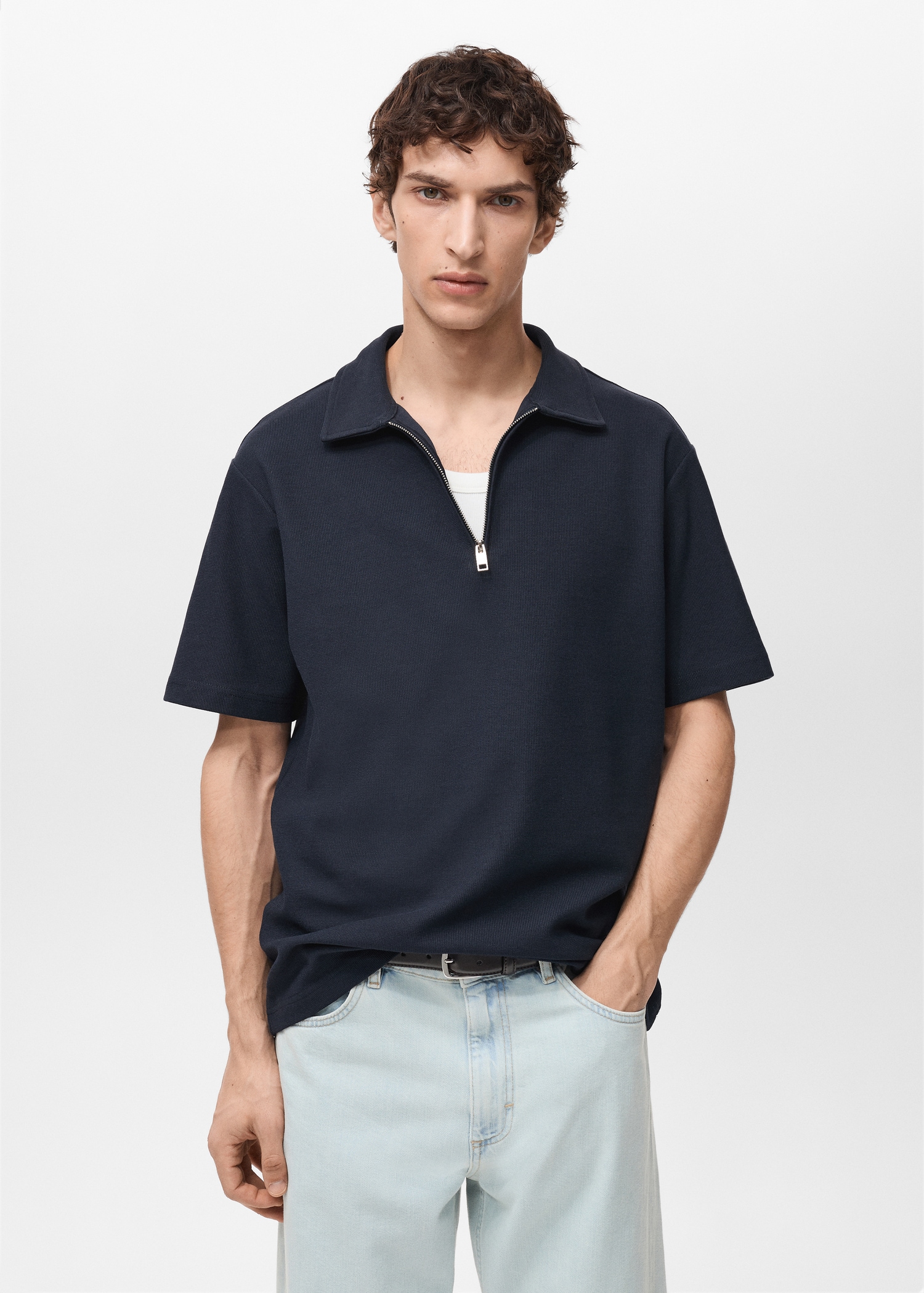 Structured polo shirt with zipper collar - Medium plane