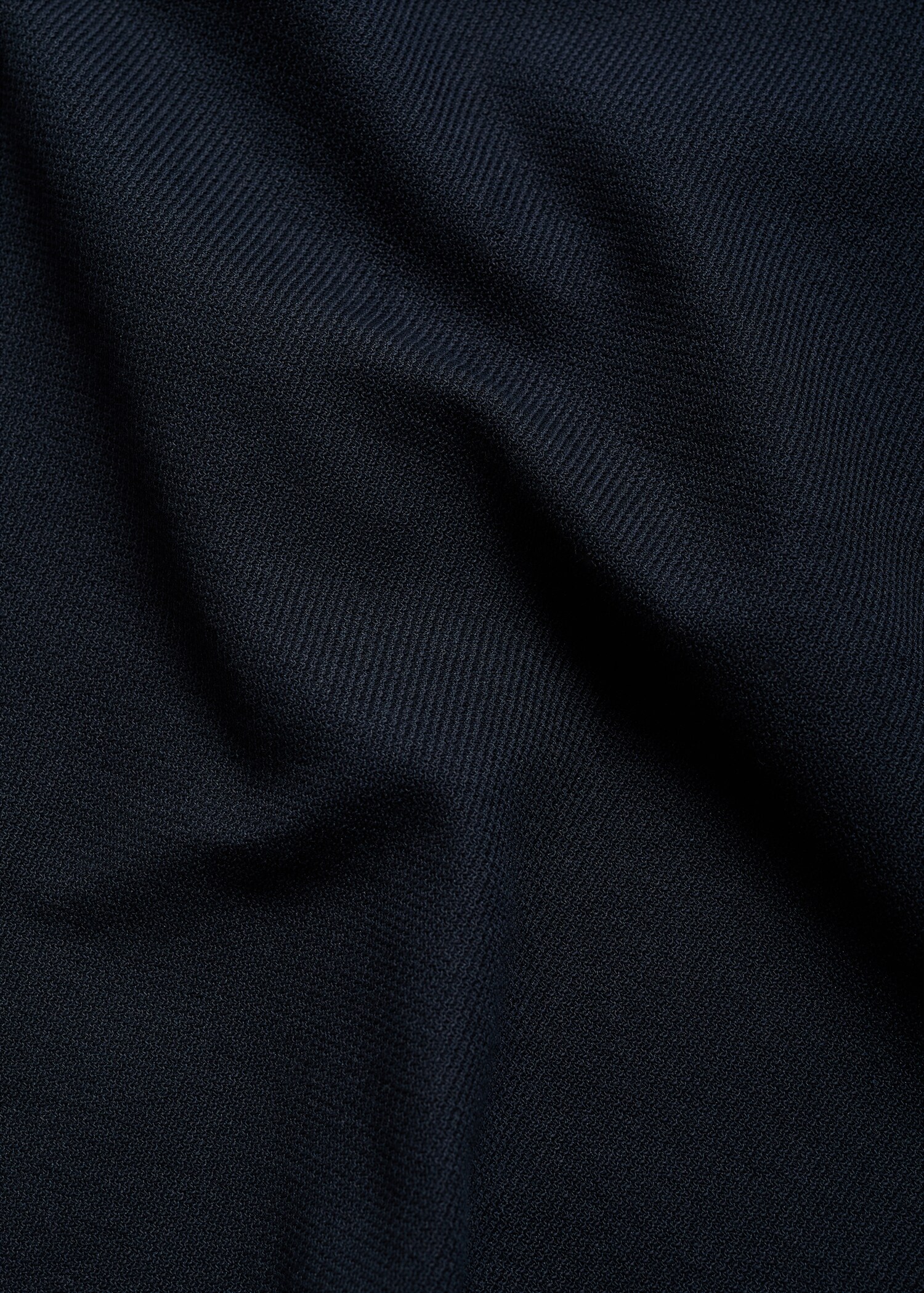 Structured polo shirt with zipper collar - Details of the article 0