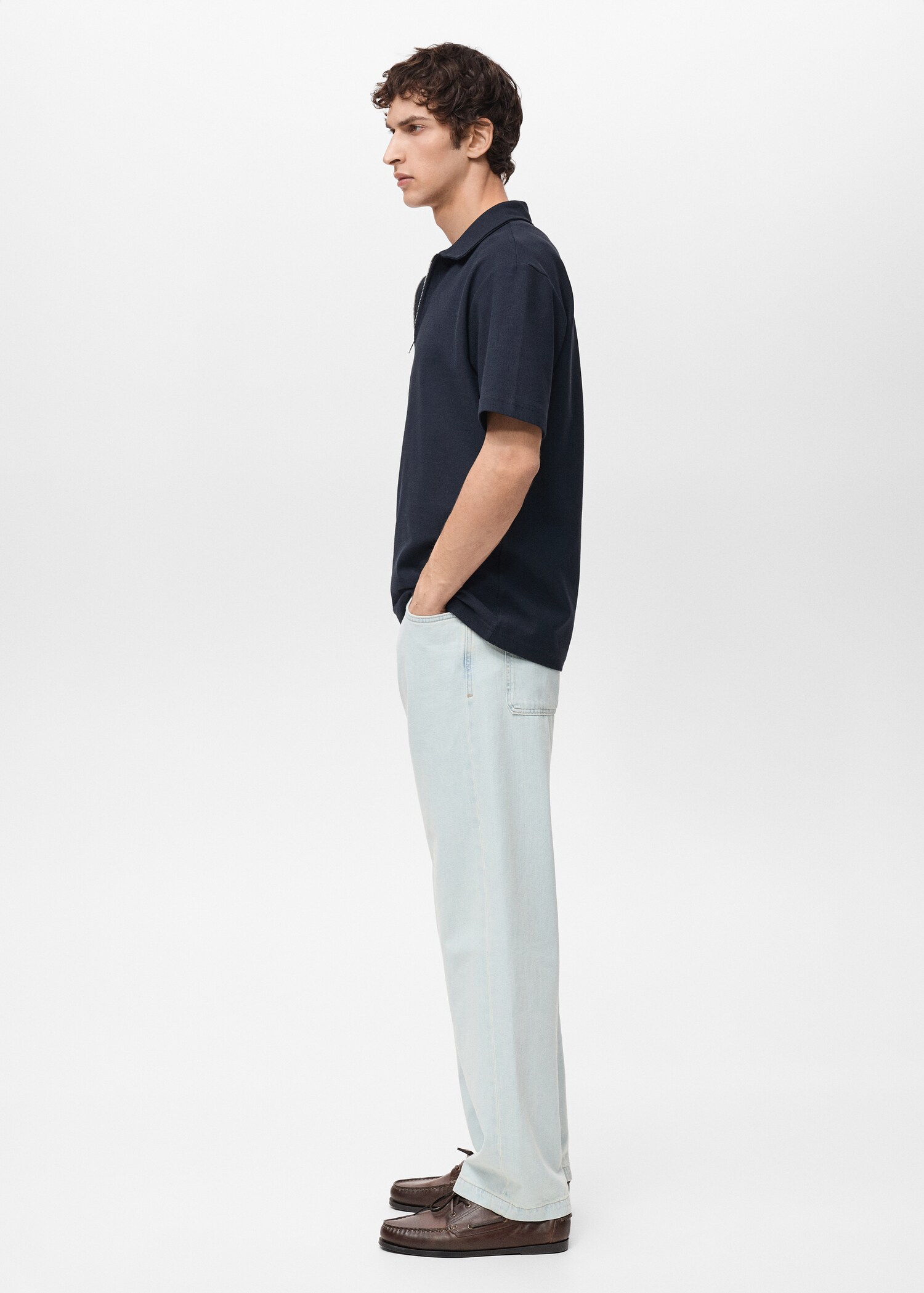 Structured polo shirt with zipper collar - Details of the article 2
