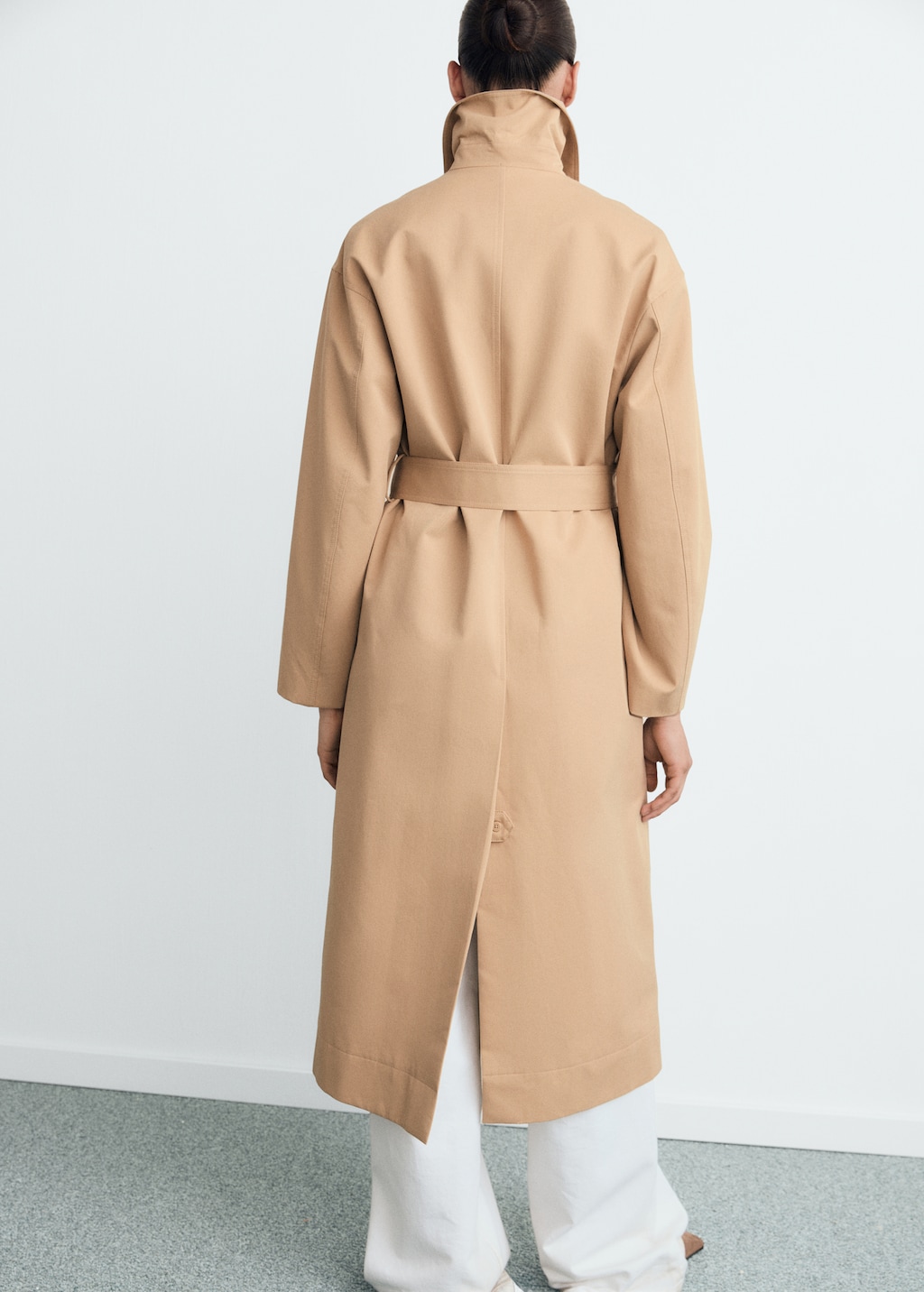Long trench coat with belt