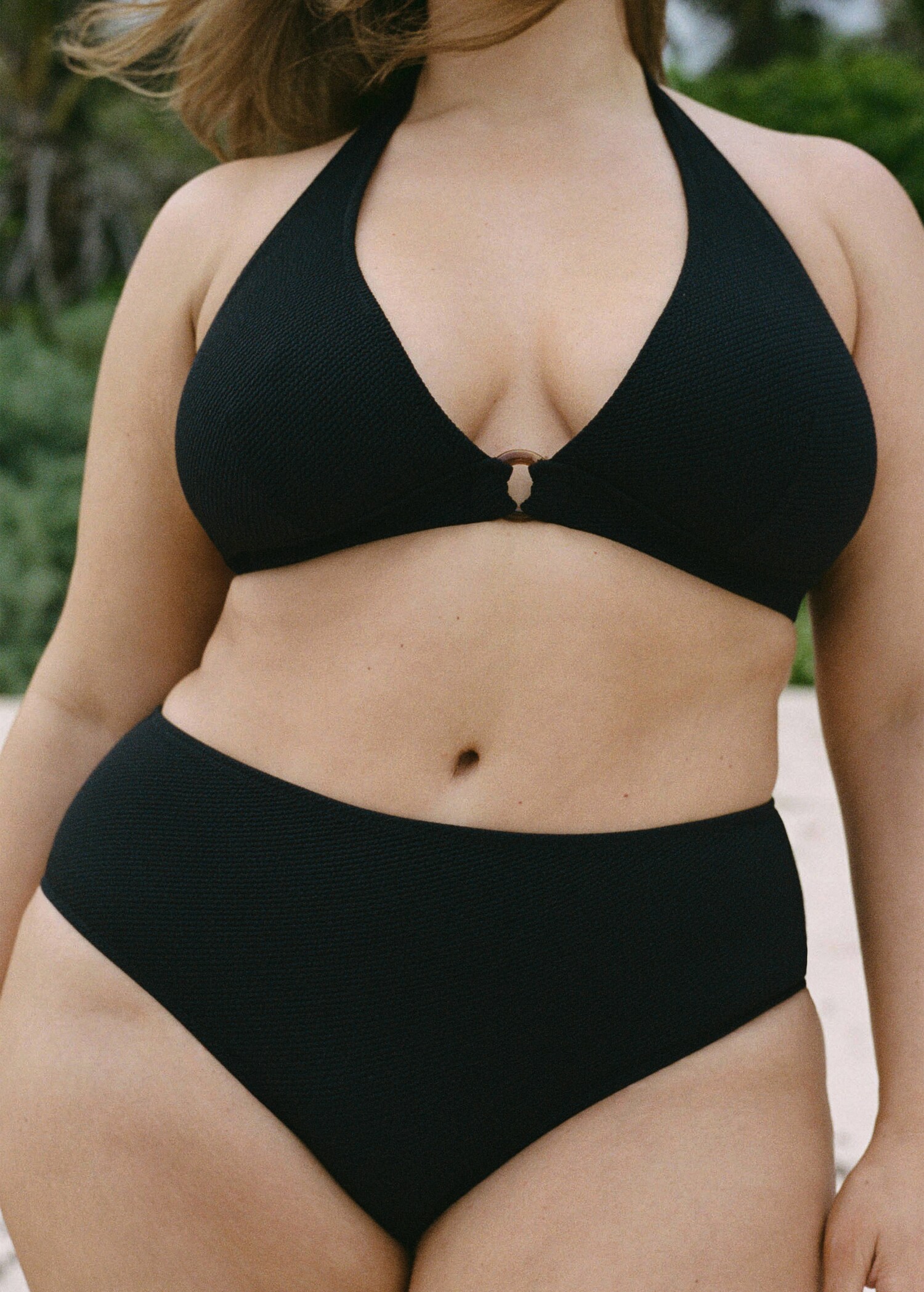 Ribbed high-waisted bikini bottom - Details of the article 5