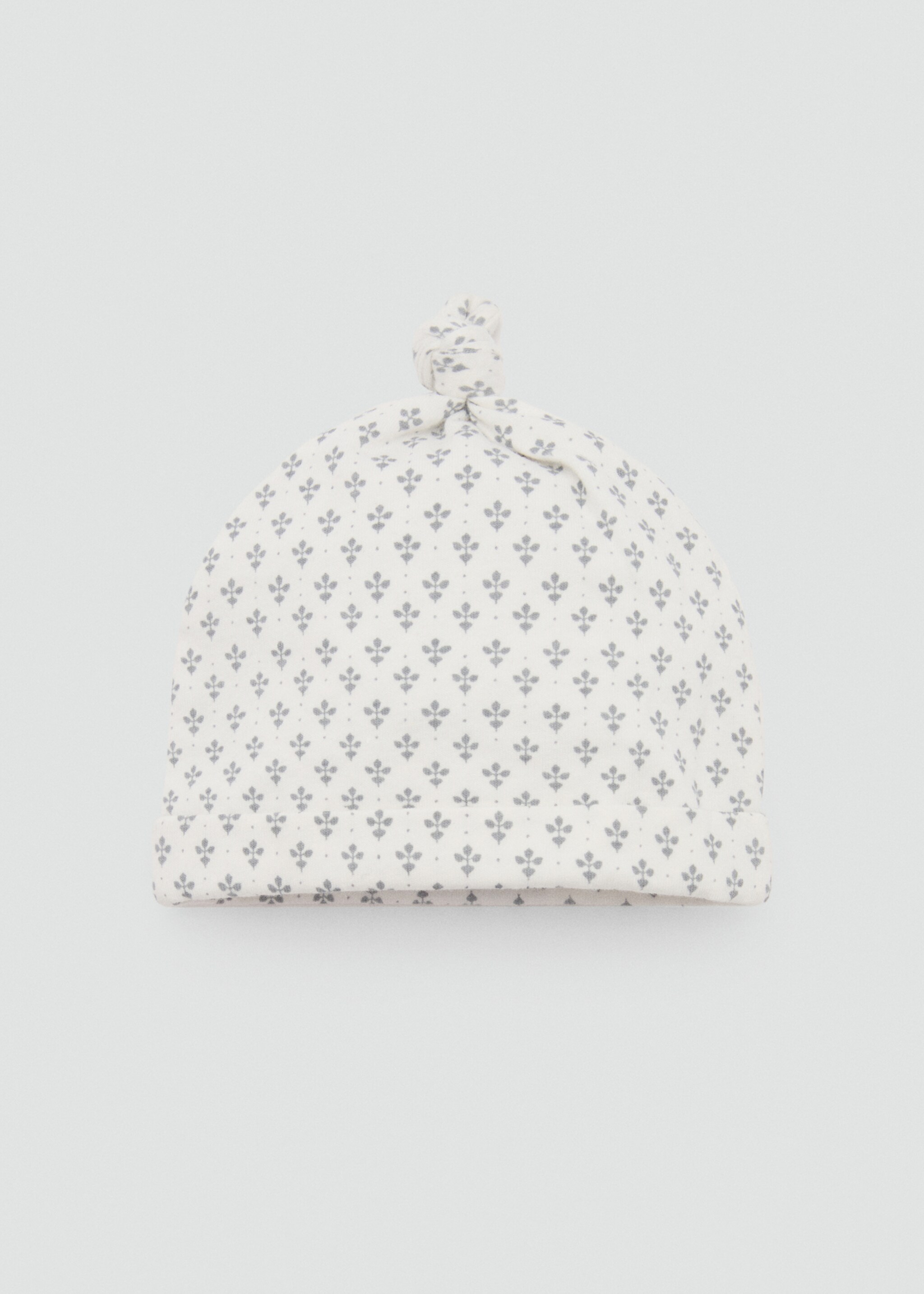 Hat with knot detail - Article without model