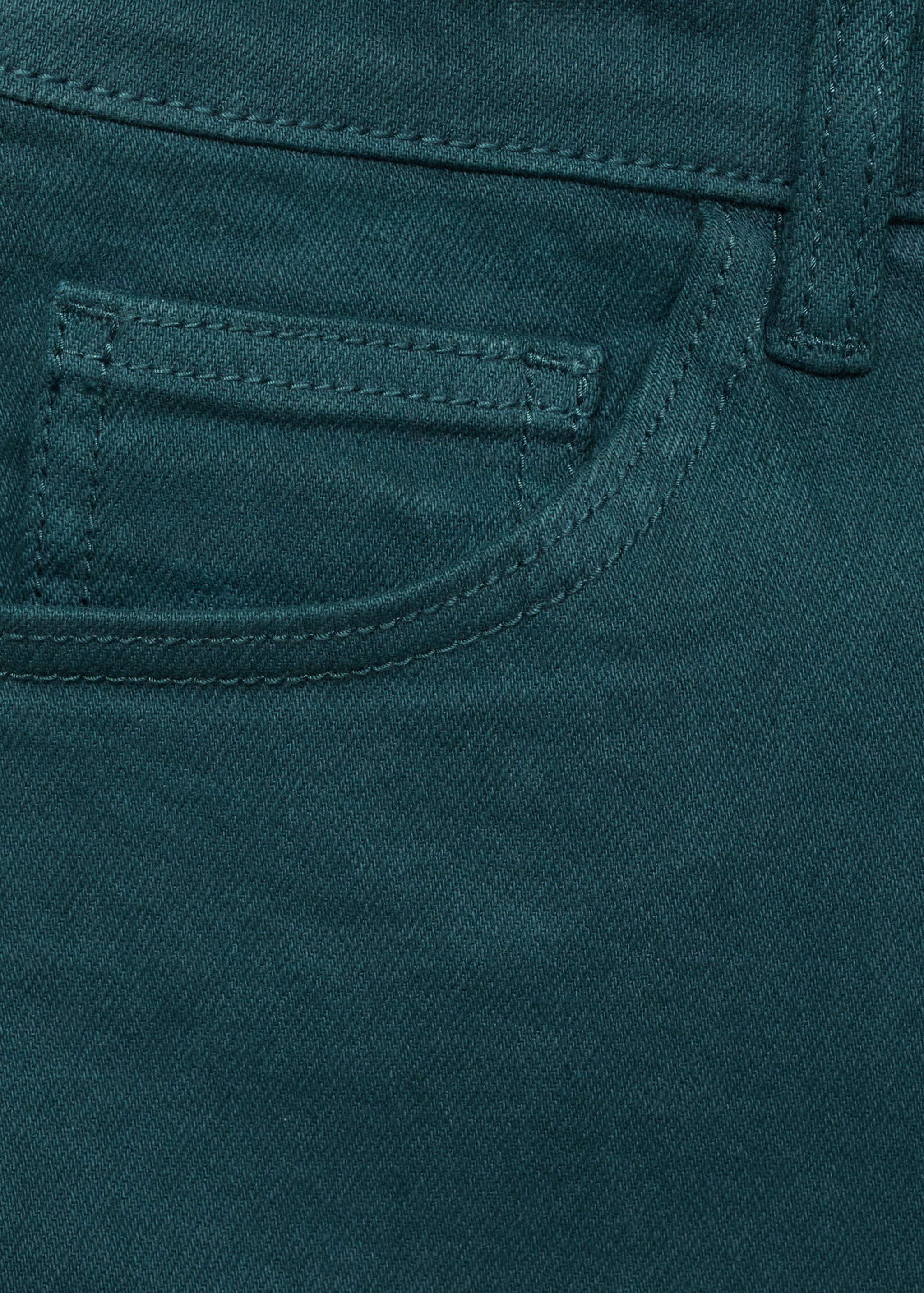 Denim shorts with frayed hem - Details of the article 0