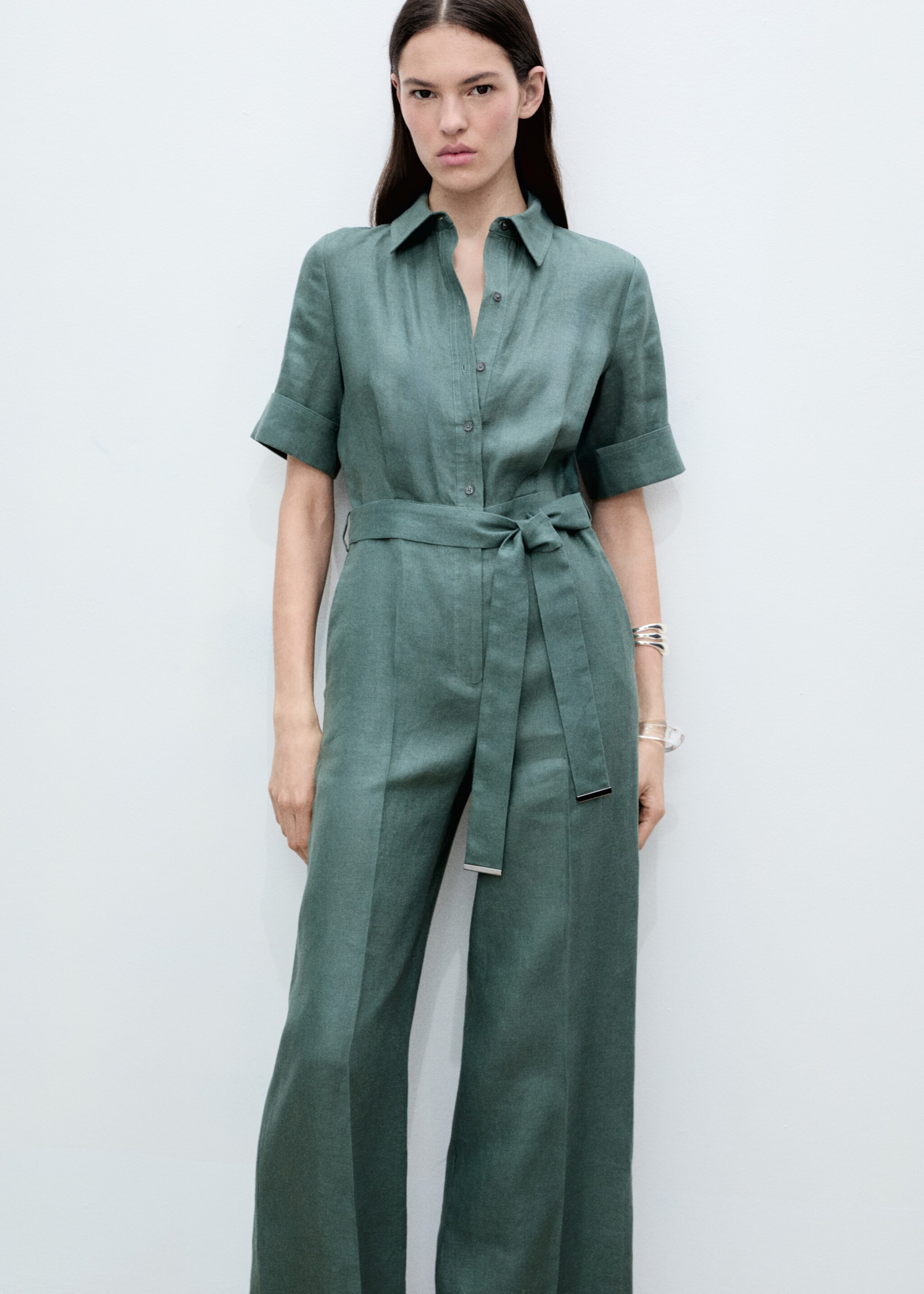Tuta camicia in lino - Piano medio