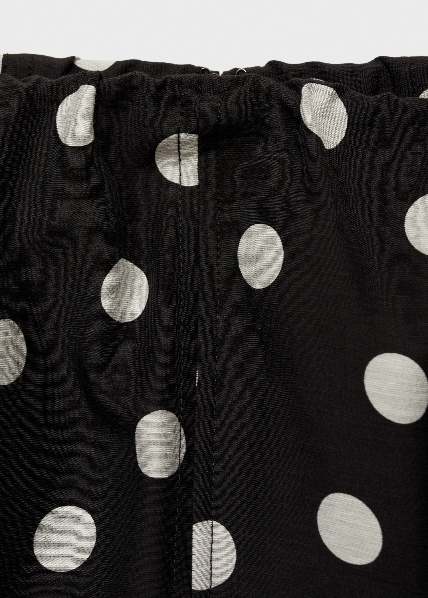 Strapless polka-dot dress - Details of the article 8