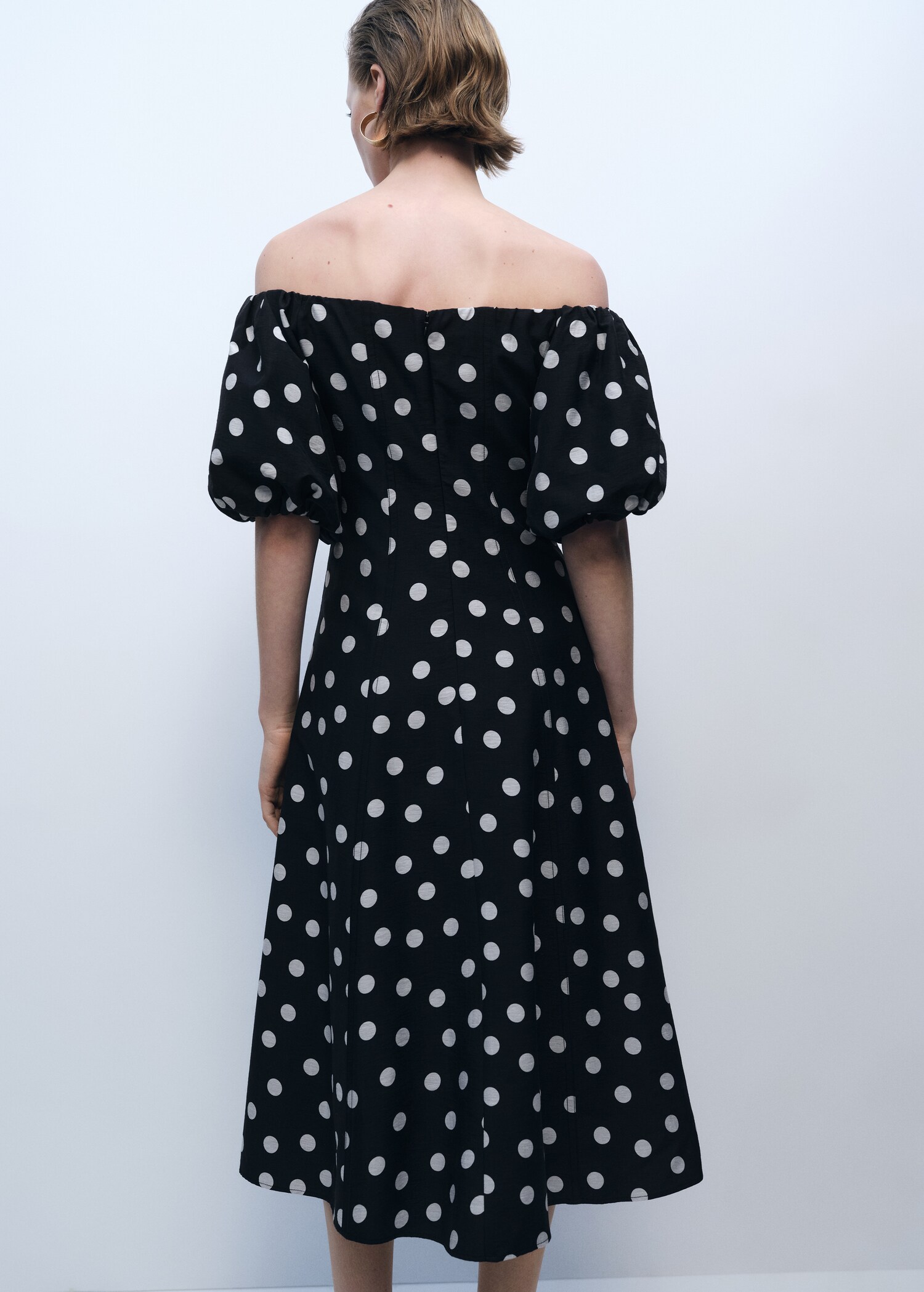 Strapless polka-dot dress - Reverse of the article