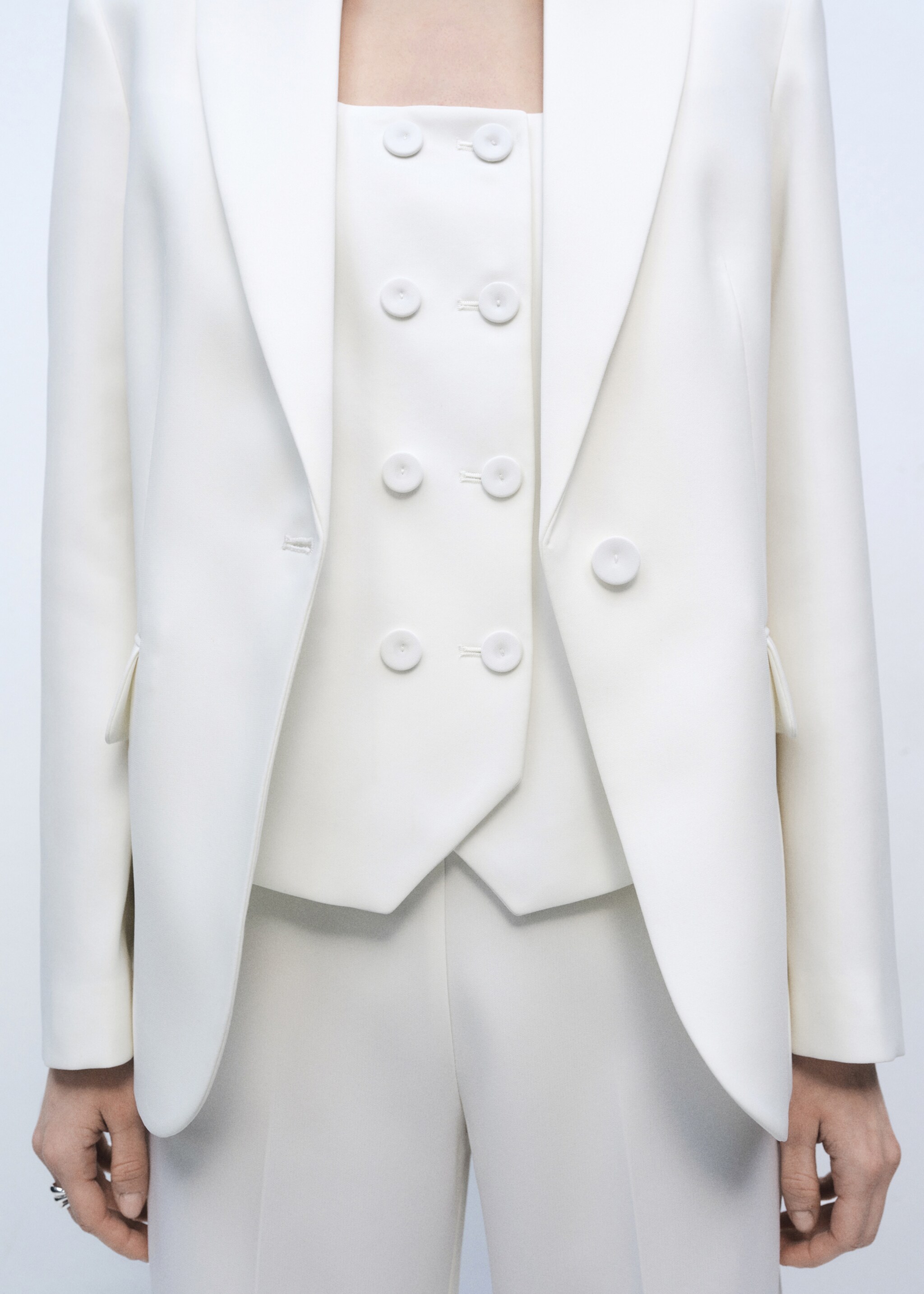 Double-breasted suit waistcoat - Details of the article 6