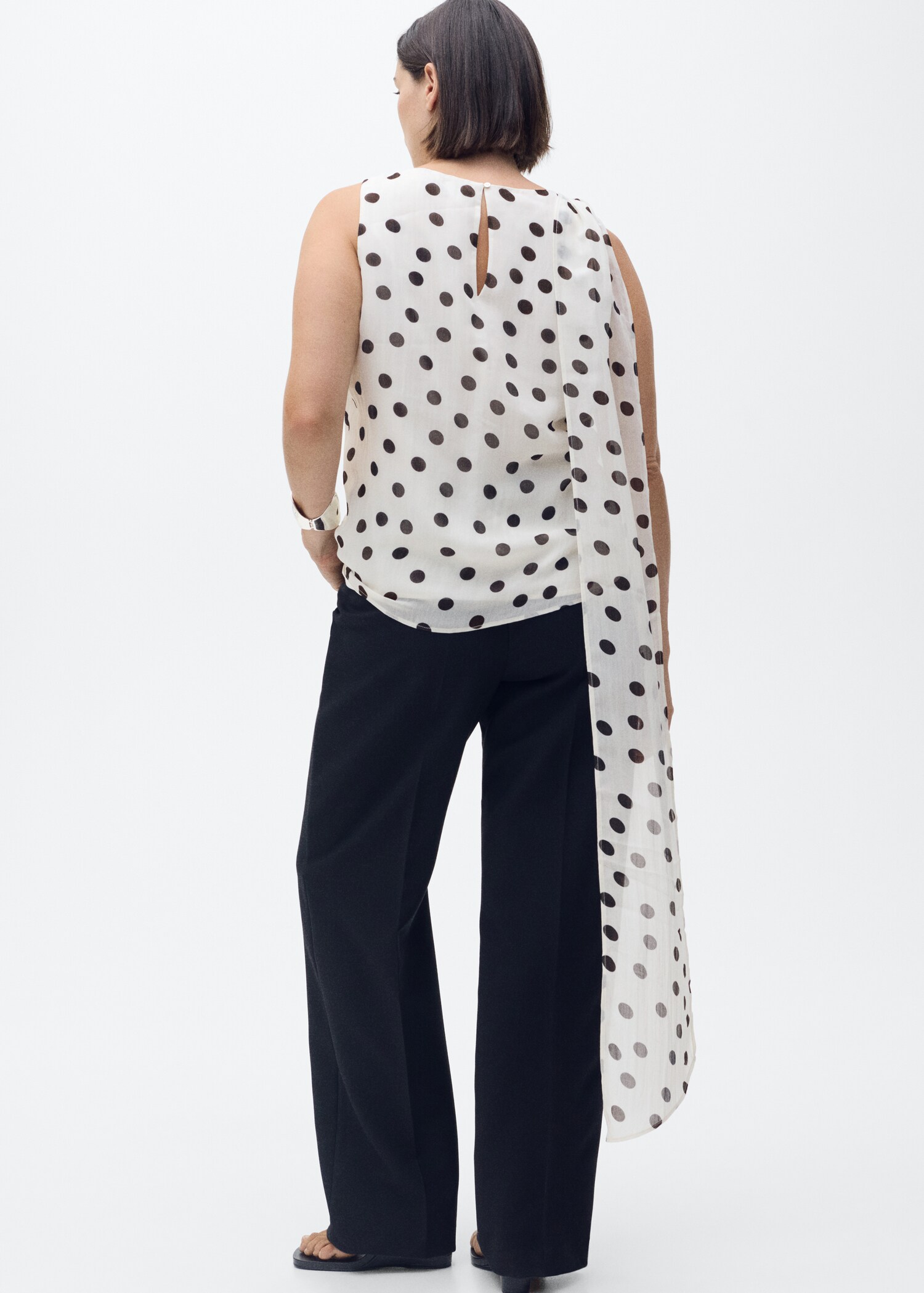 Polka-dot wrap-neck blouse - Details of the article 4