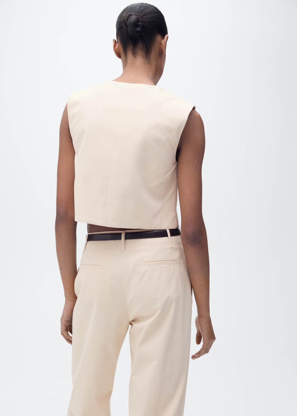 Cotton crop top with buttons - image 3
