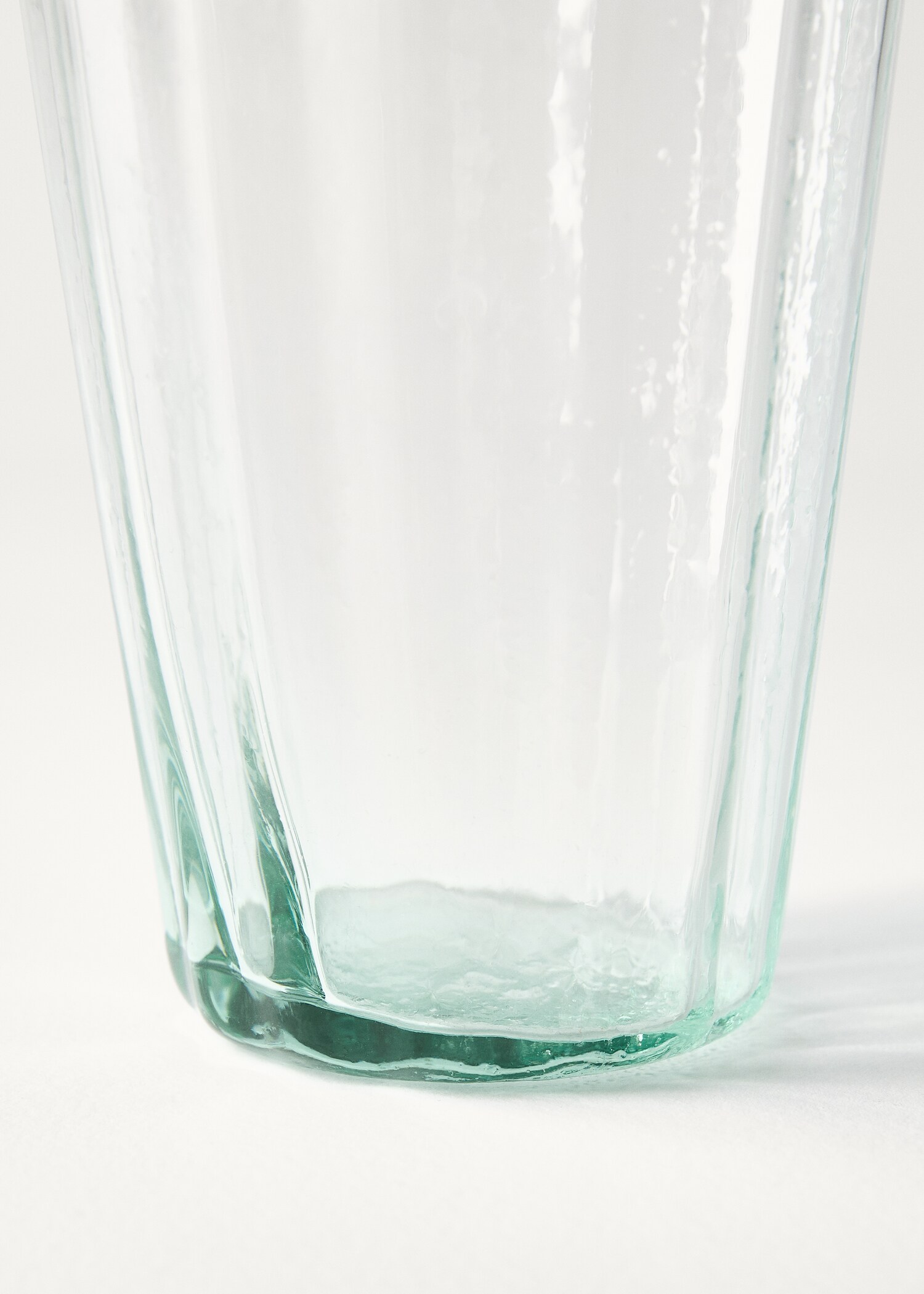 Gerecycled glas met reliëf - Detail van het artikel 2