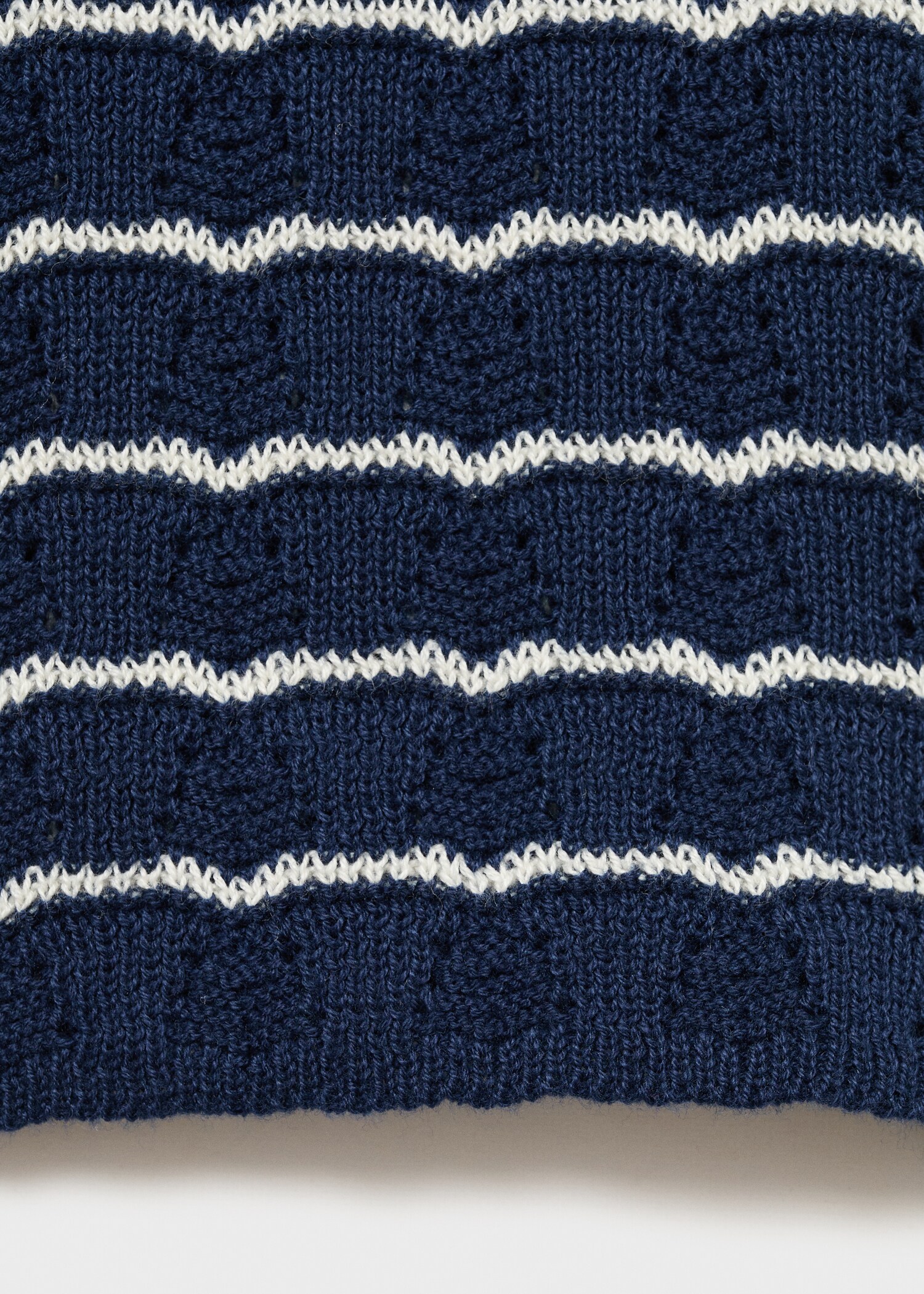 Knit pants with stripes - Details of the article 0
