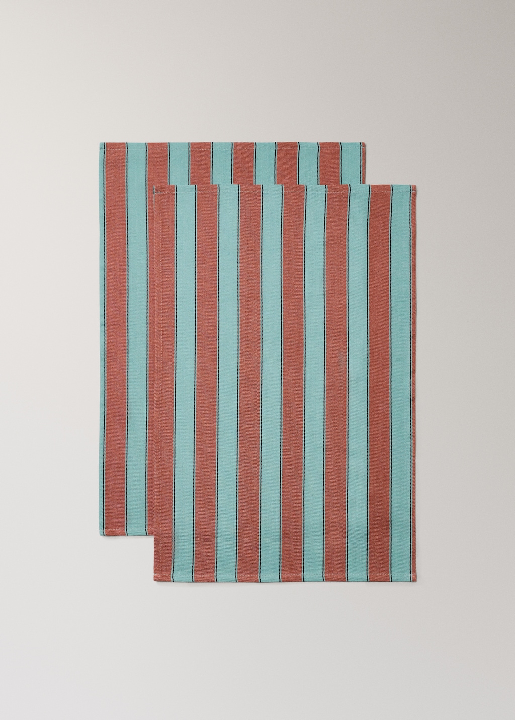Two-tone striped kitchen towels