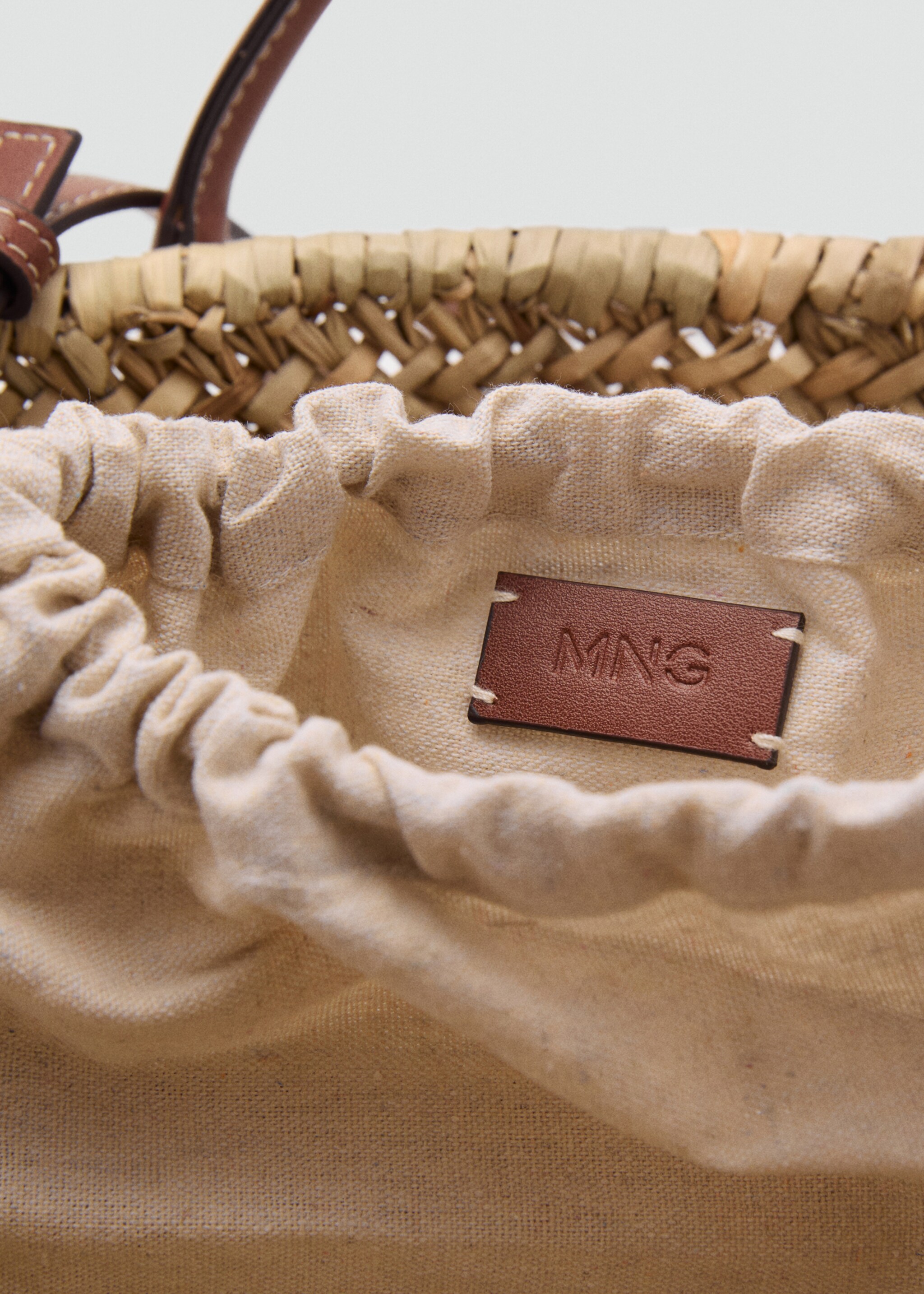 Small natural fibre basket - Details of the article 3