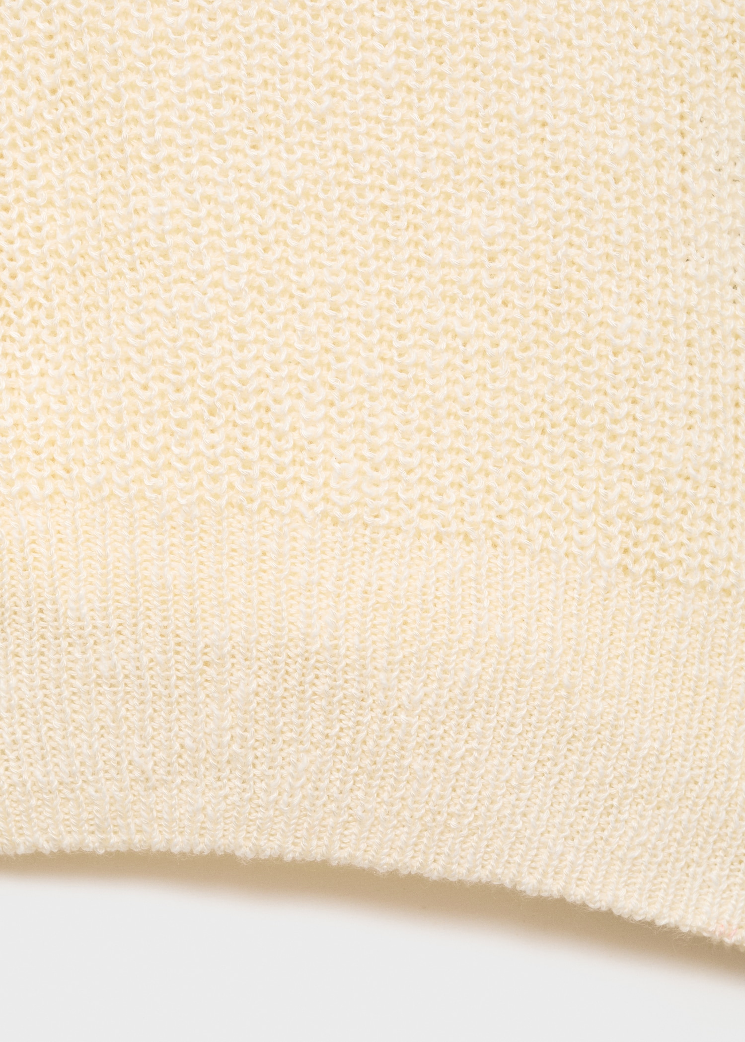 Grobstrickweste mit Knöpfen - Detail des Artikels 0