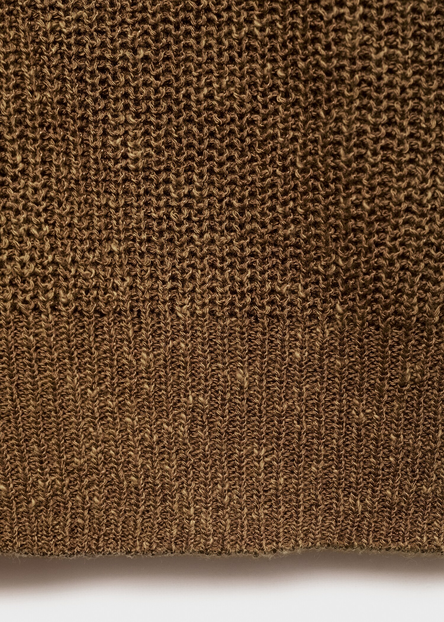 Grobstrickweste mit Knöpfen - Detail des Artikels 0