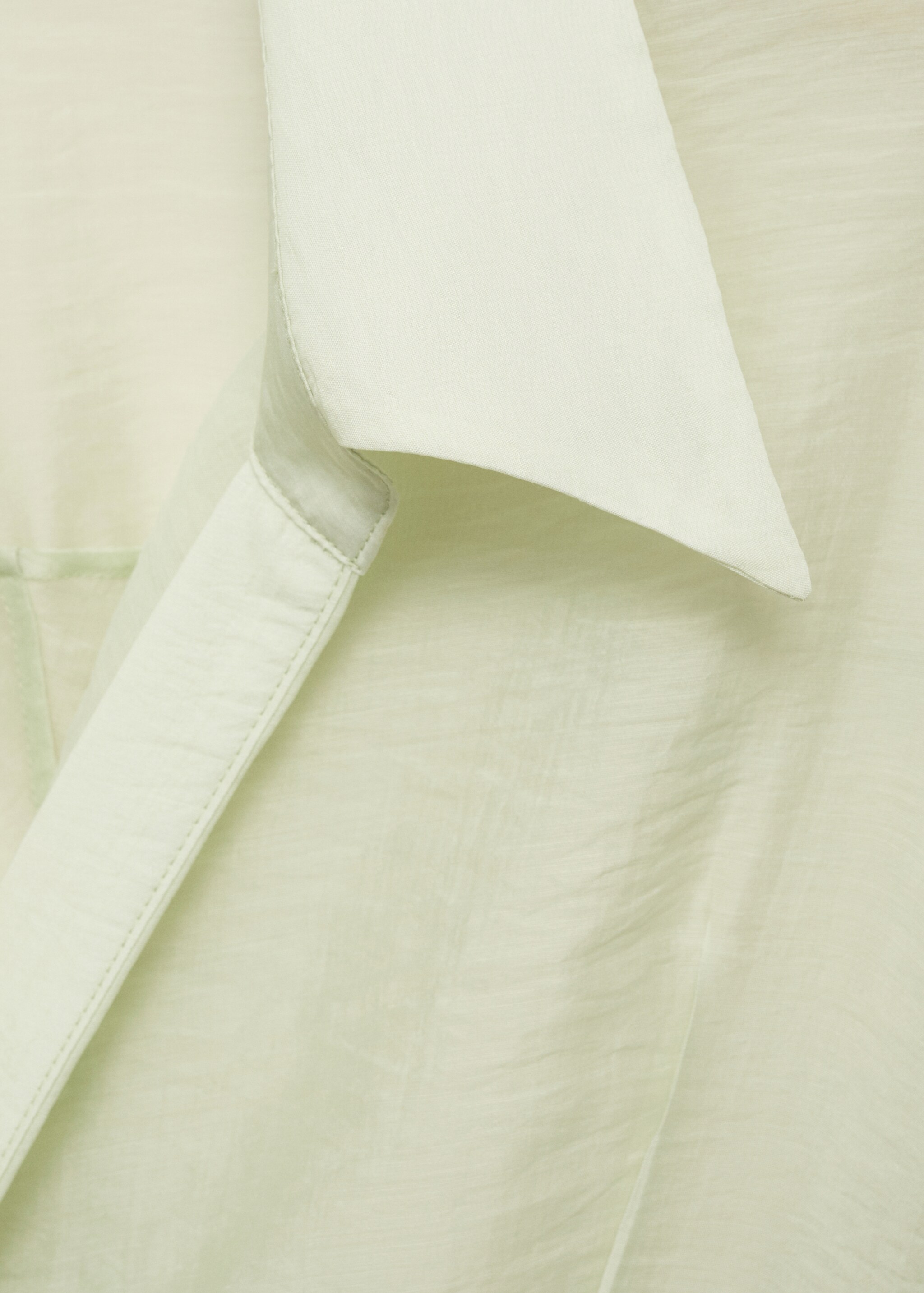 Lyocell wrap shirt with bow closure - Details of the article 0