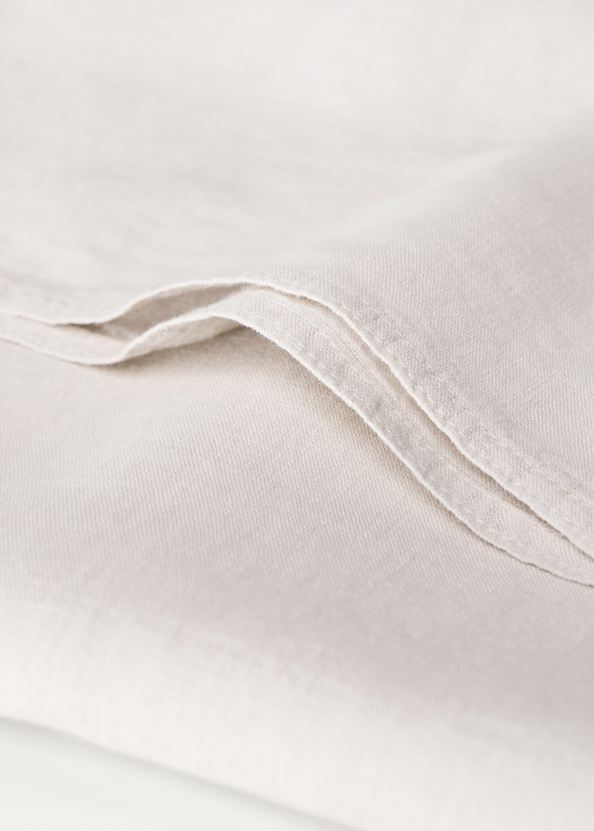 Taie d'oreiller lin lavé 45x110 cm - Détail de l'article 2, Beige. Ref: 87097195-00.