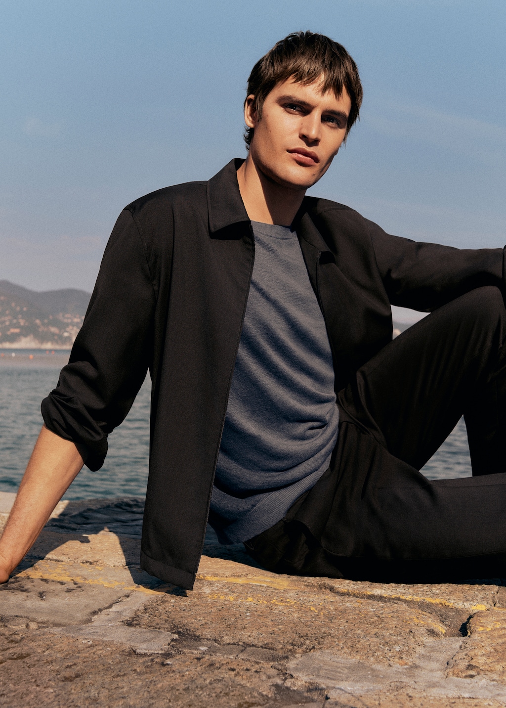 Cold wool jacket with shirt collar