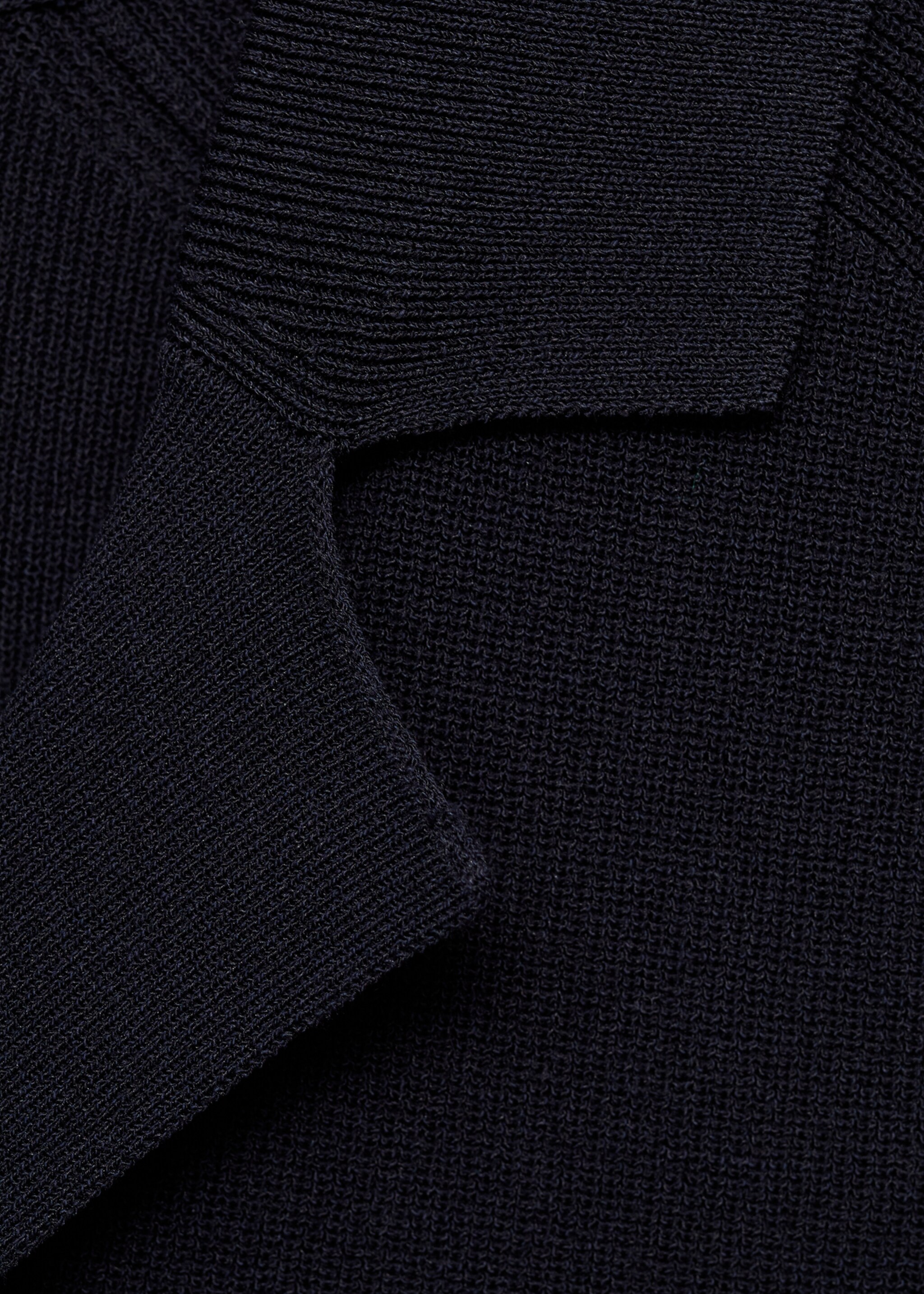 Fine knit shirt - Details of the article 8