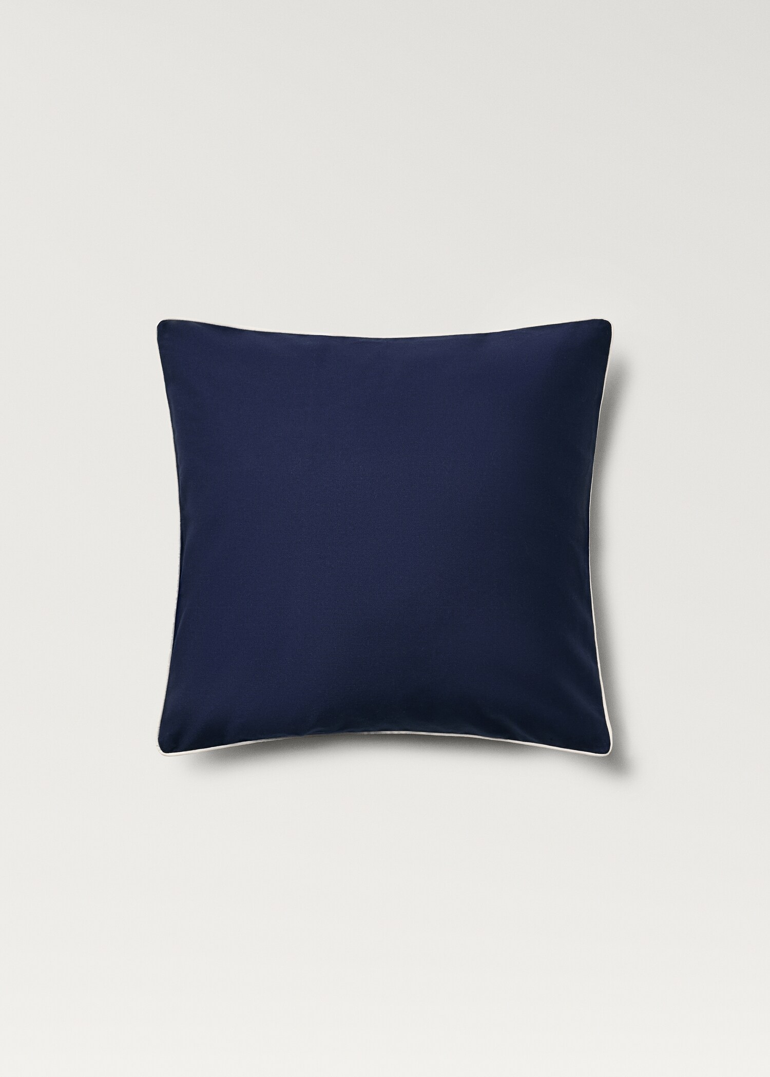 Waterproof cushion cover with trim 50x50 cm - Article without model