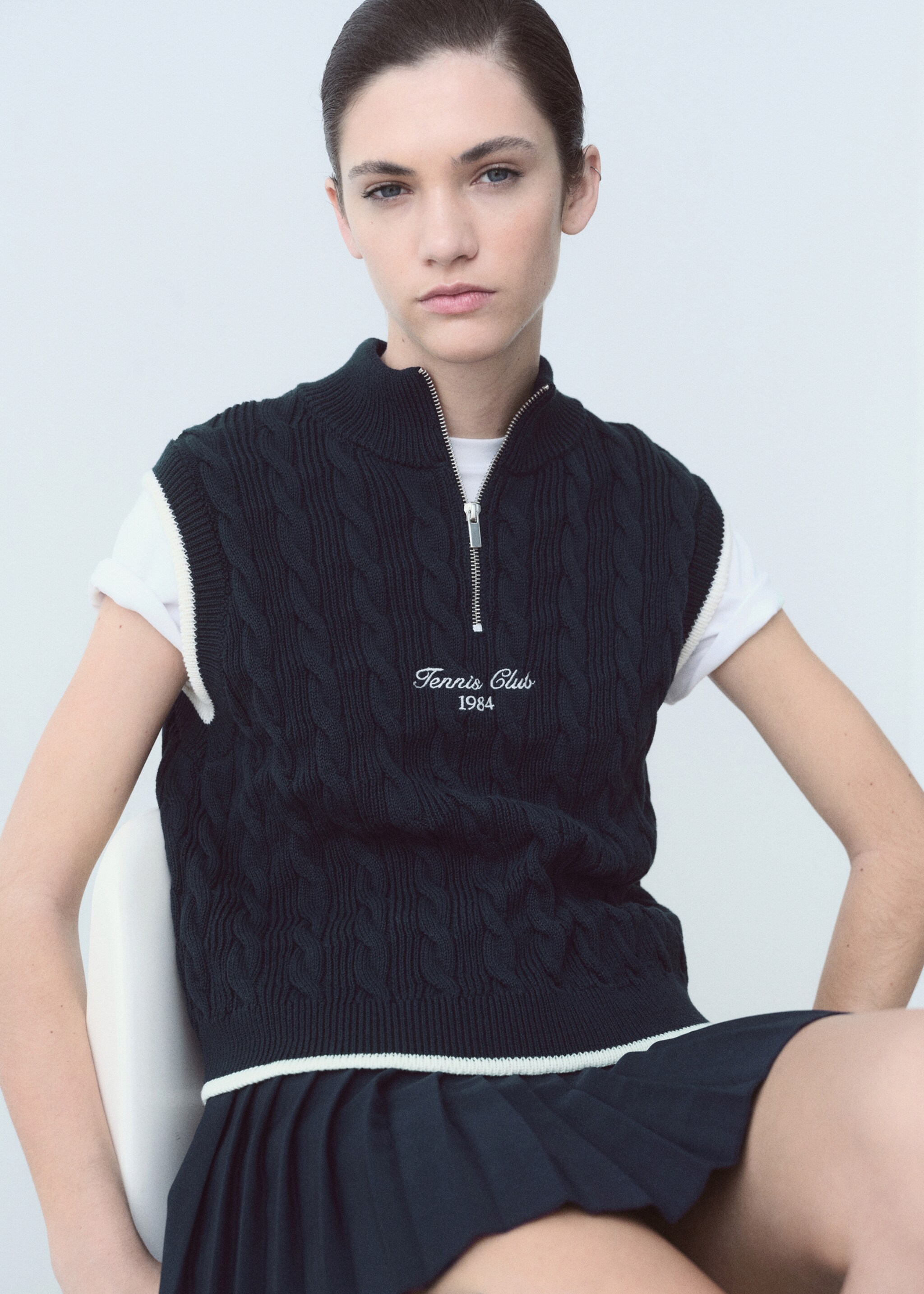 Pleated flared skirt - Details of the article 2