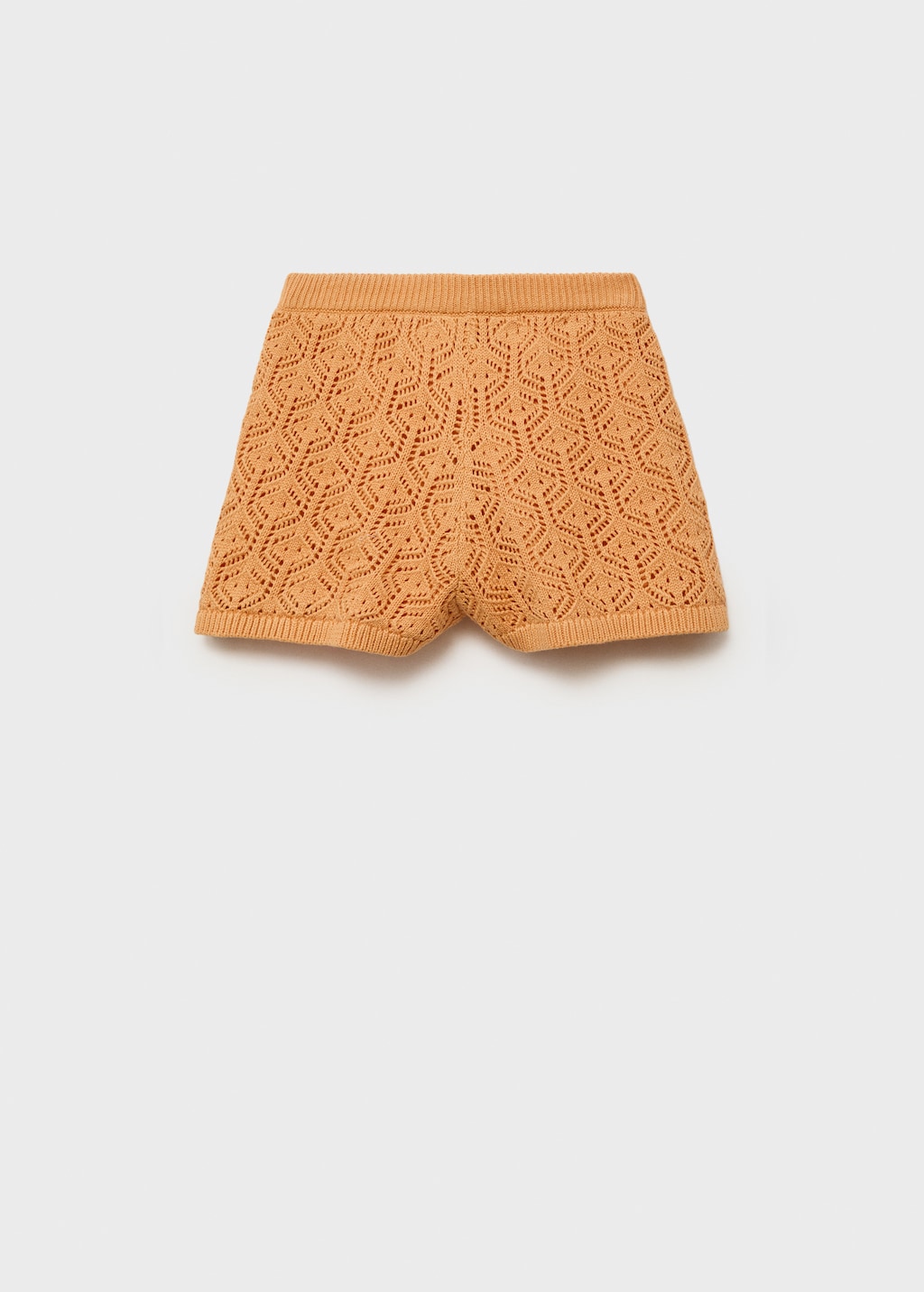 Knitted shorts with lace accents