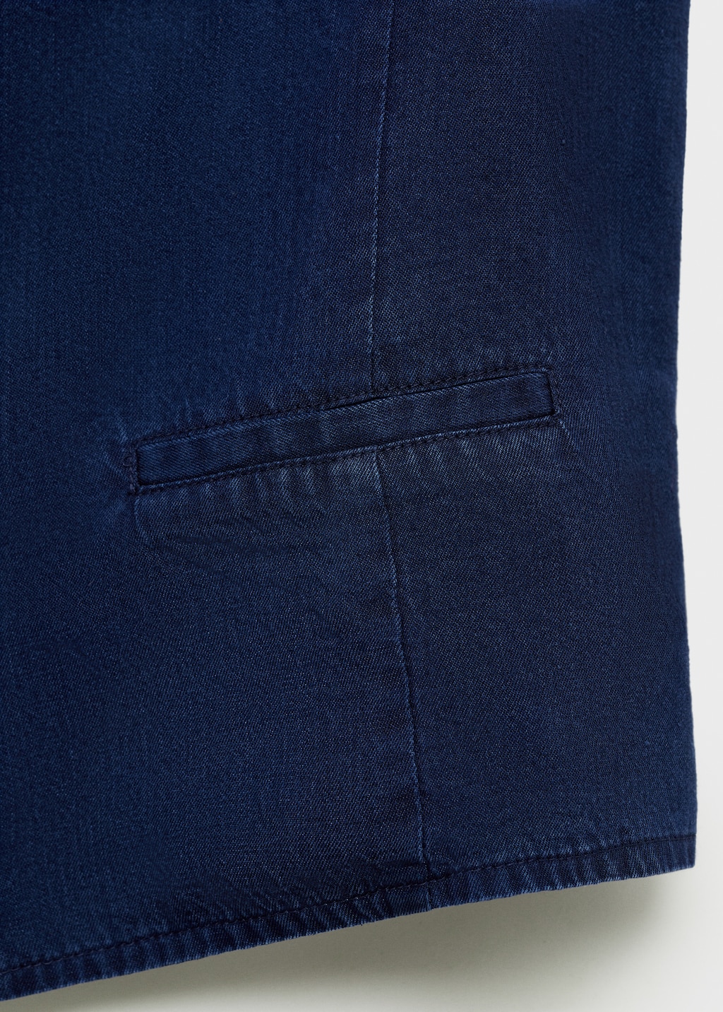 Denim-effect lyocell vest