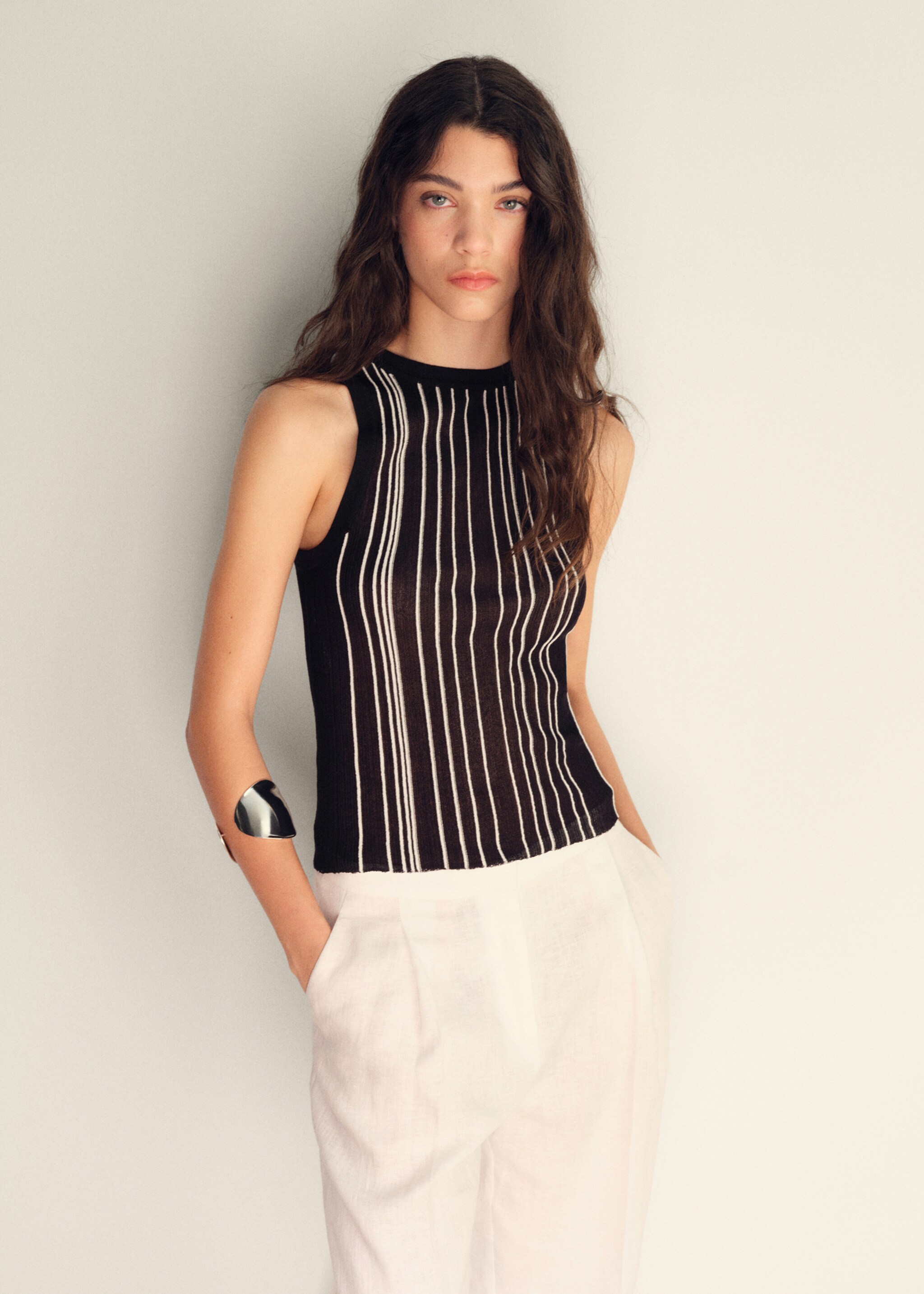 Striped halter-neck knitted top - Medium plane