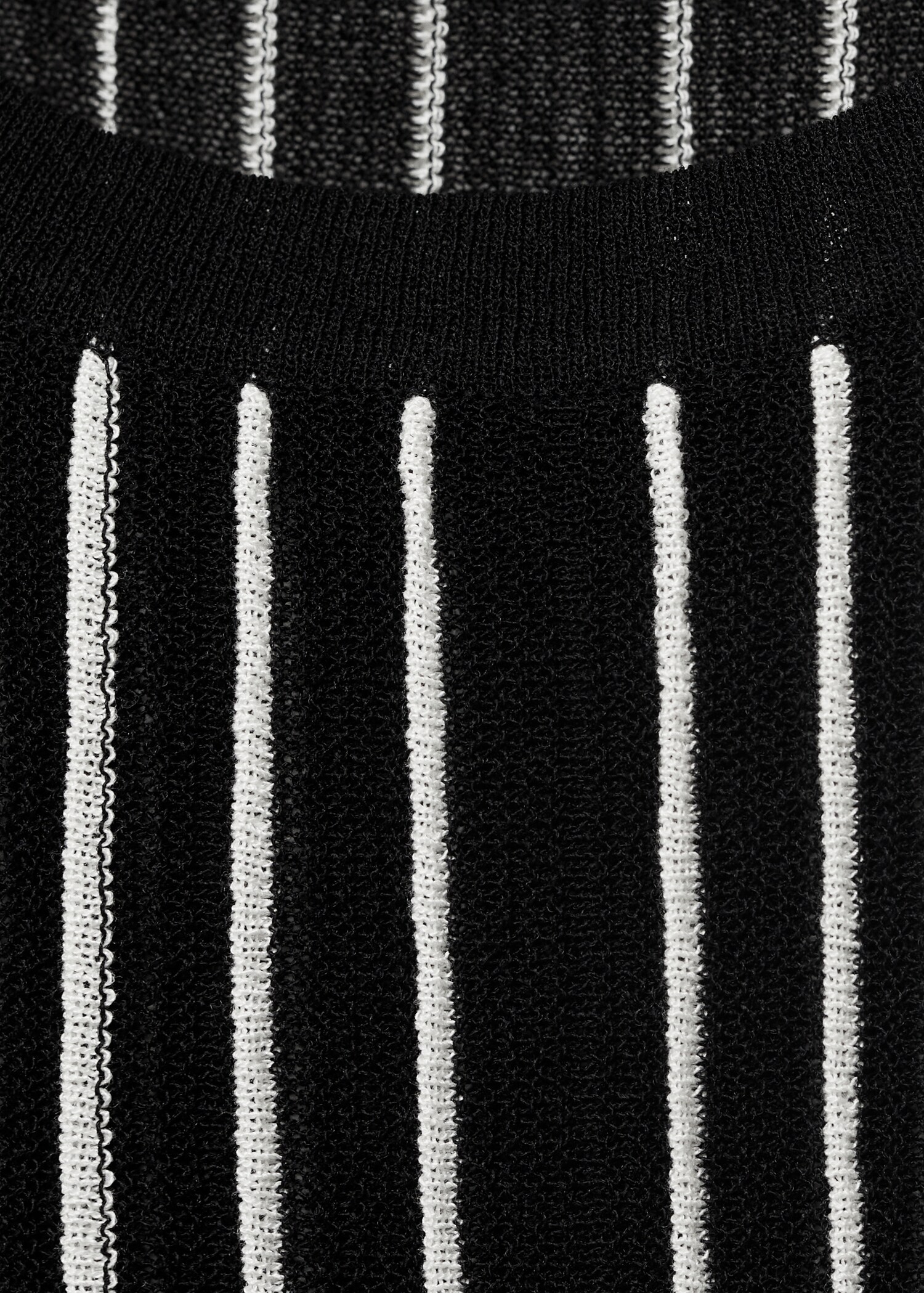 Top en maille emmanchures américaines à rayures - Détail de l'article 8