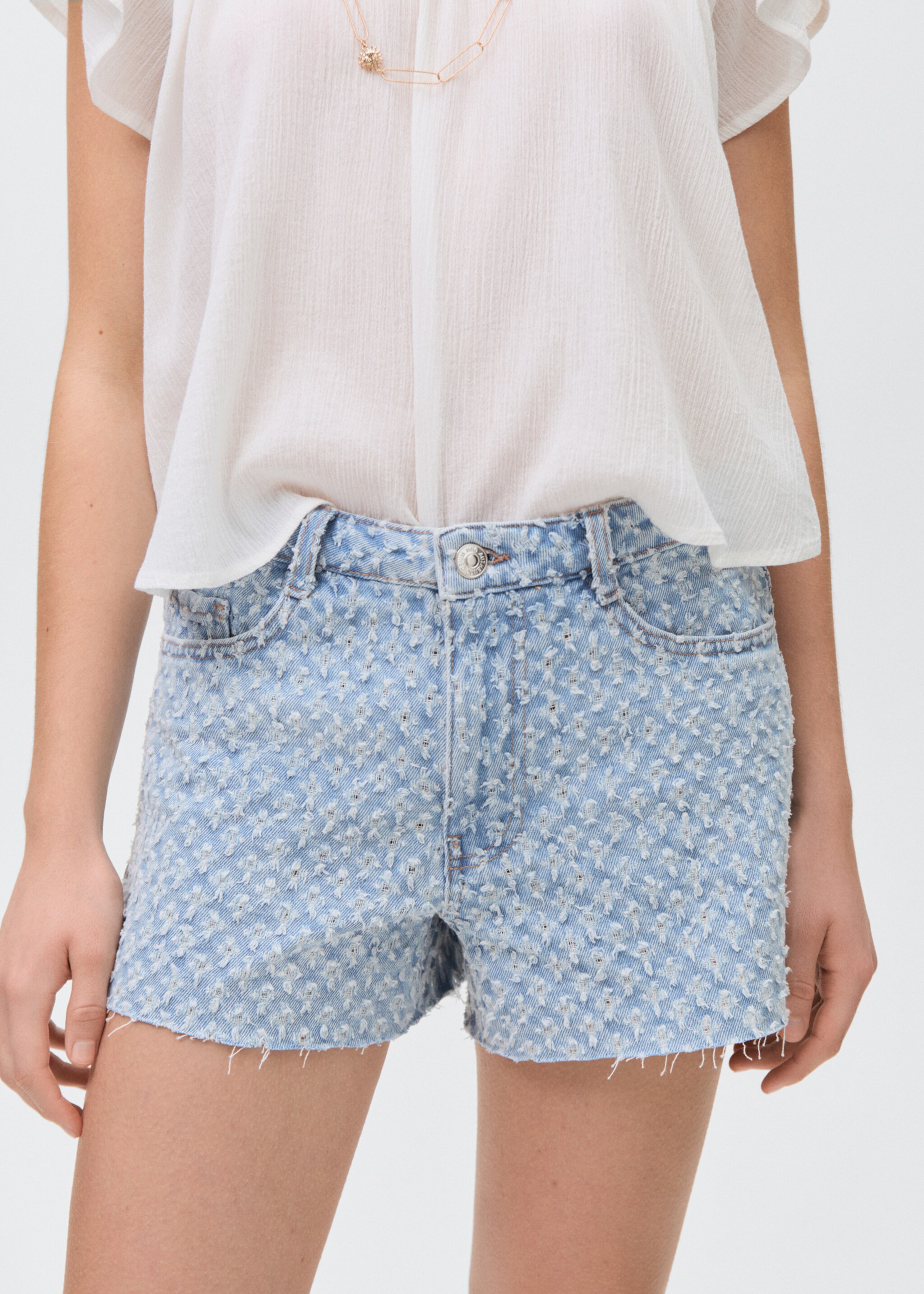 Frayed textured denim shorts - Details of the article 6