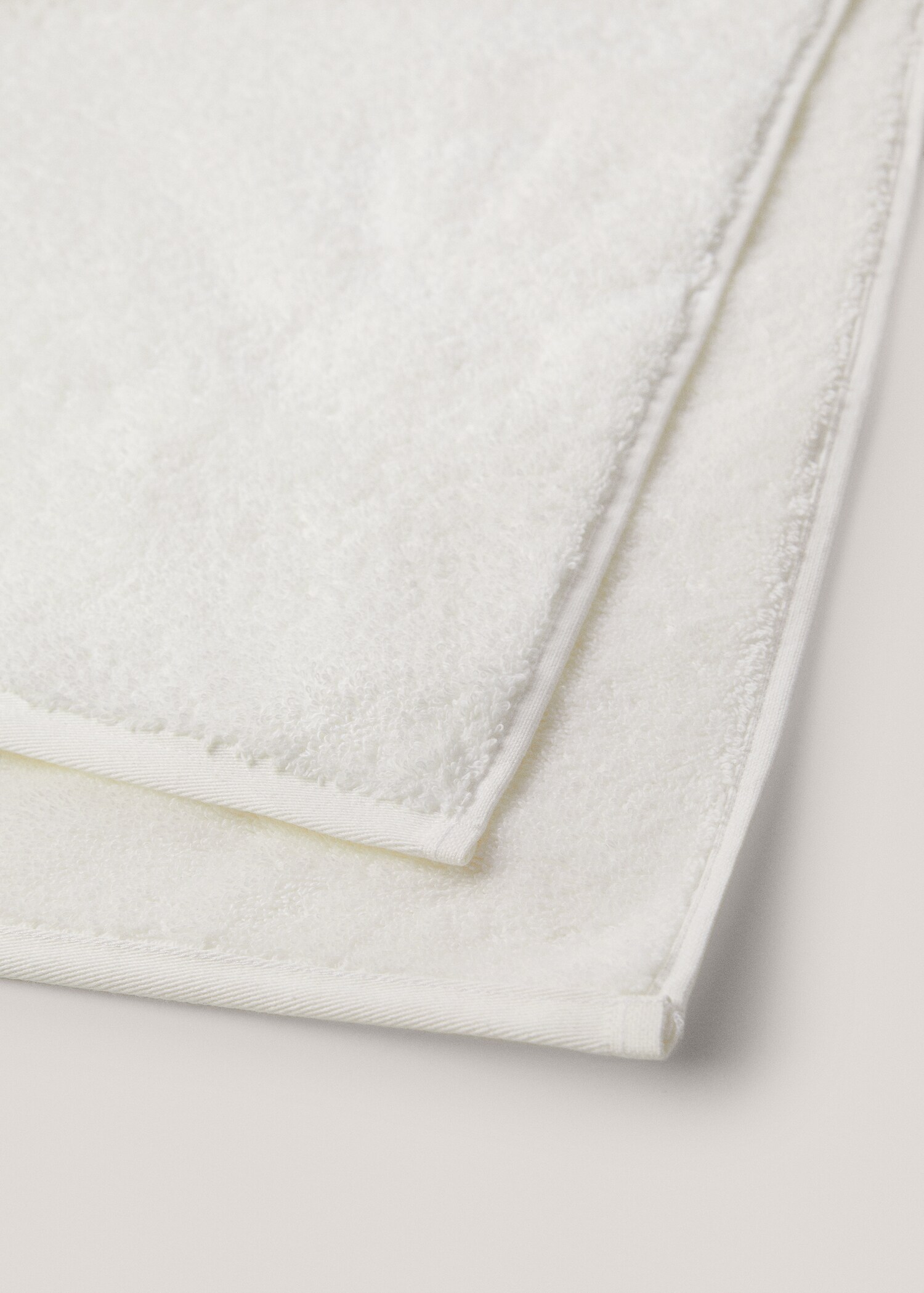 Towel llac - Details of the article 2