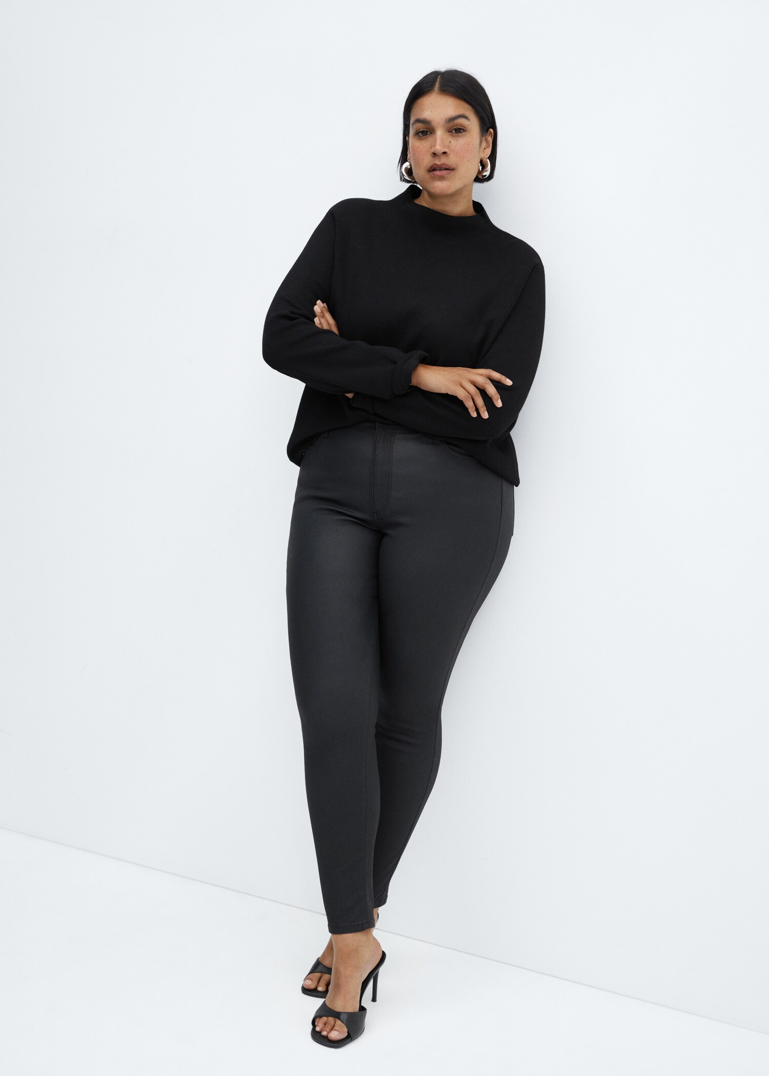 Skinny Coated-Jeans mit hohem Bund - Detail des Artikels 4