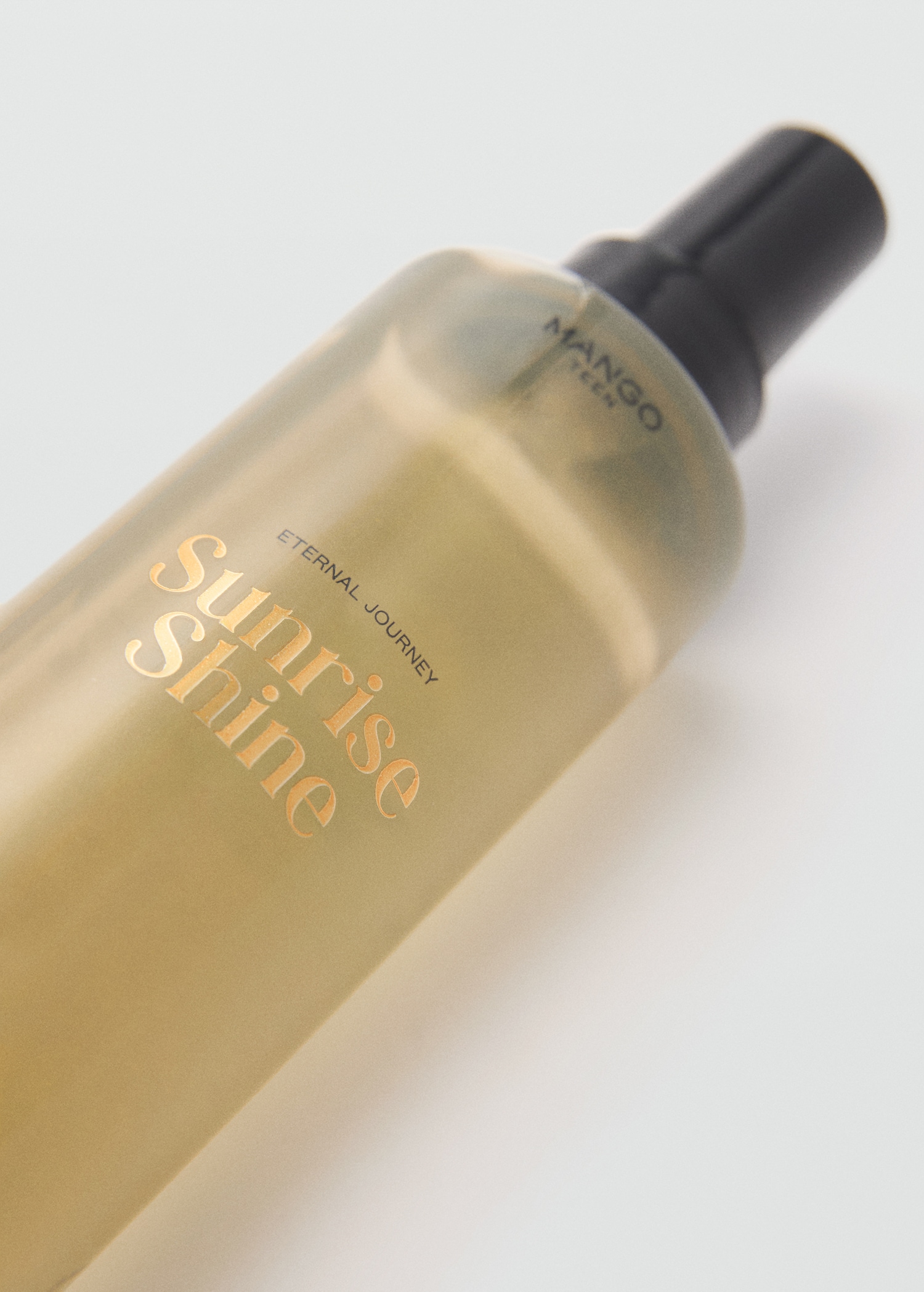 Golden body mist - Details of the article 2