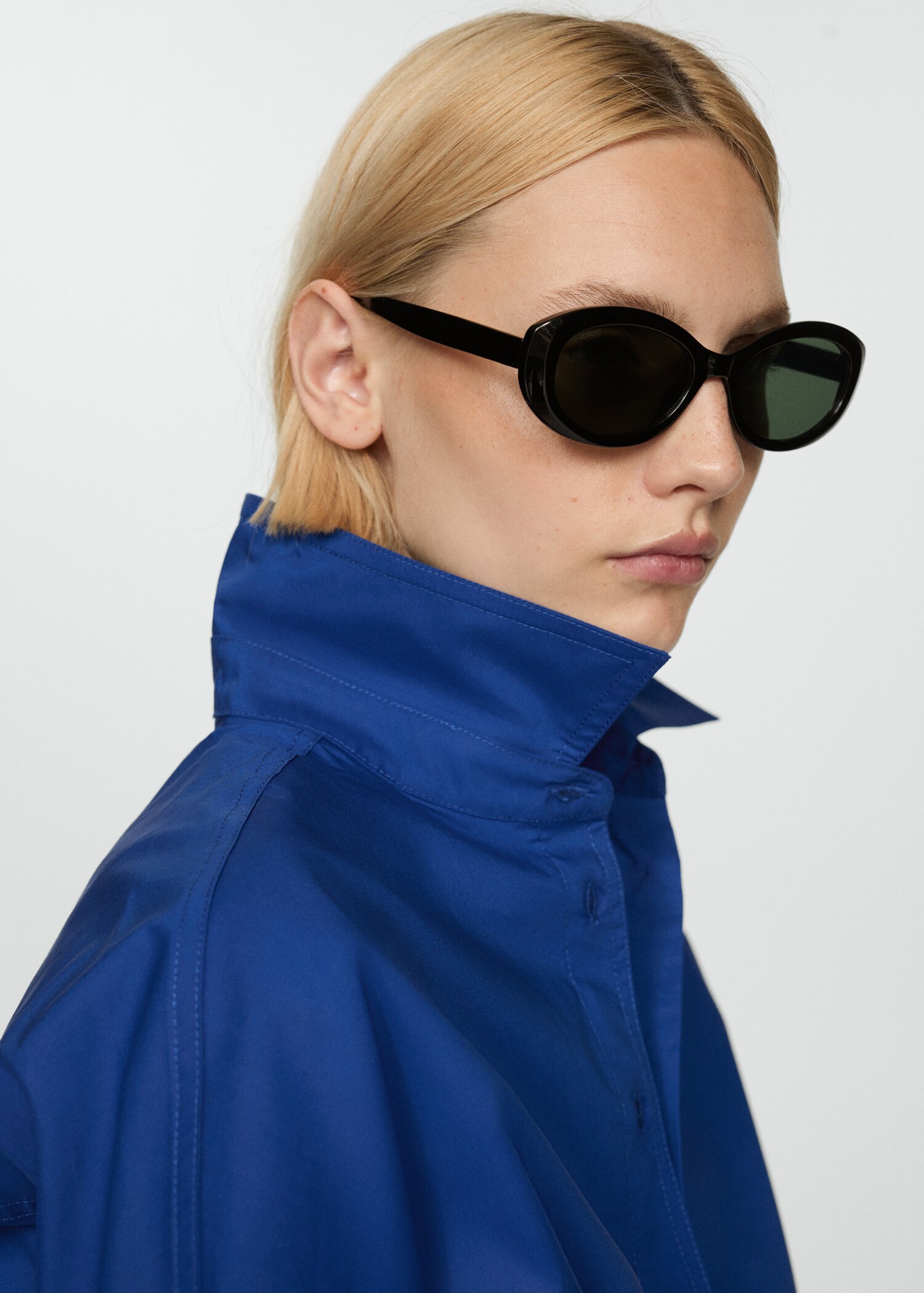 100% cotton crop shirt - Details of the article 1