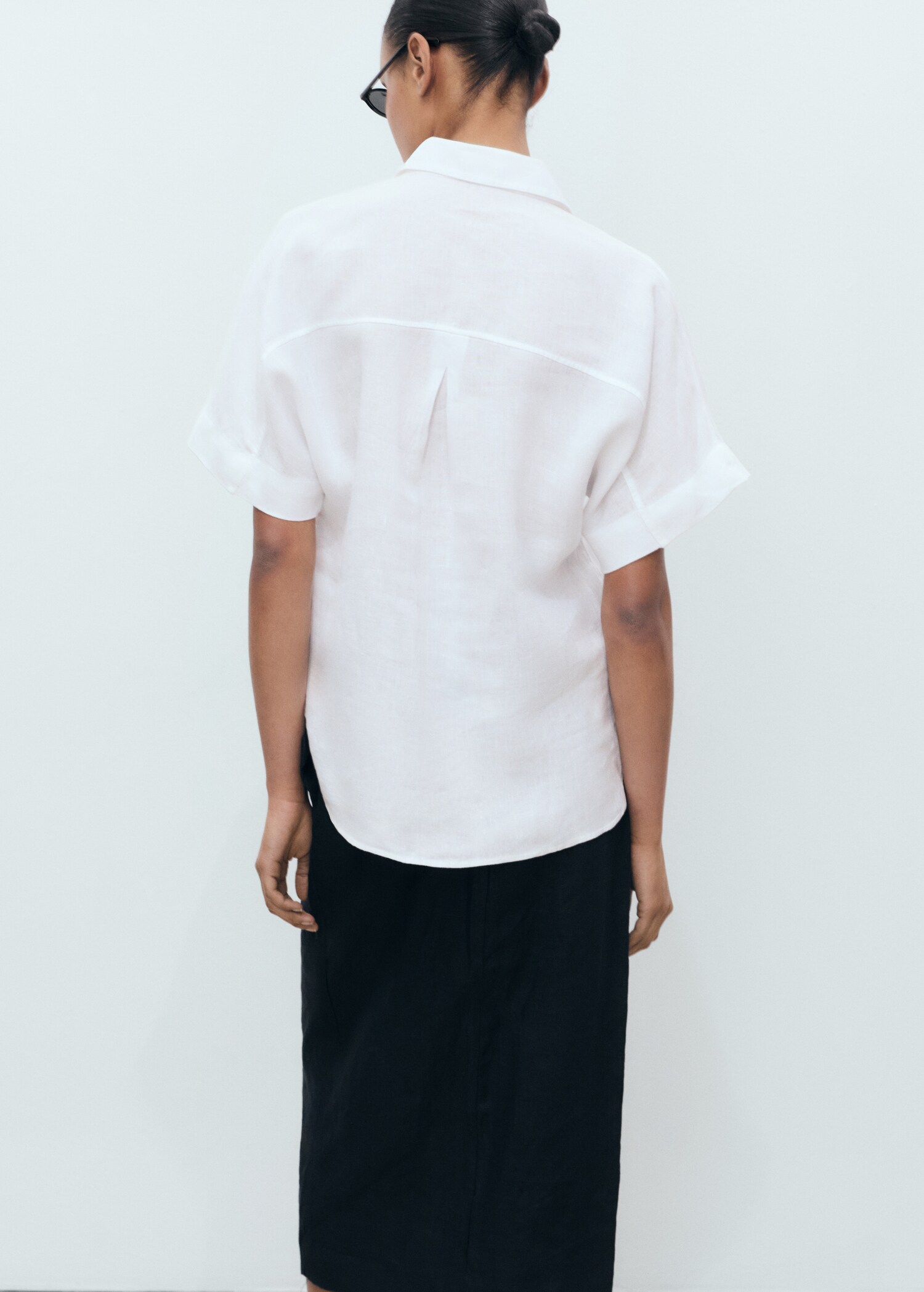 Camisa lino bolsillo - Reverso del artículo