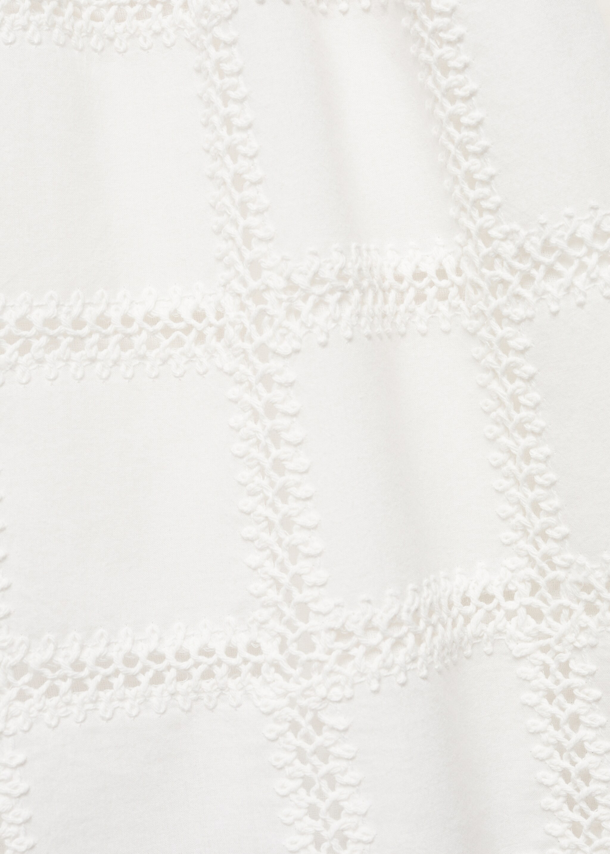 Embroidered shorts with bow - Details of the article 8